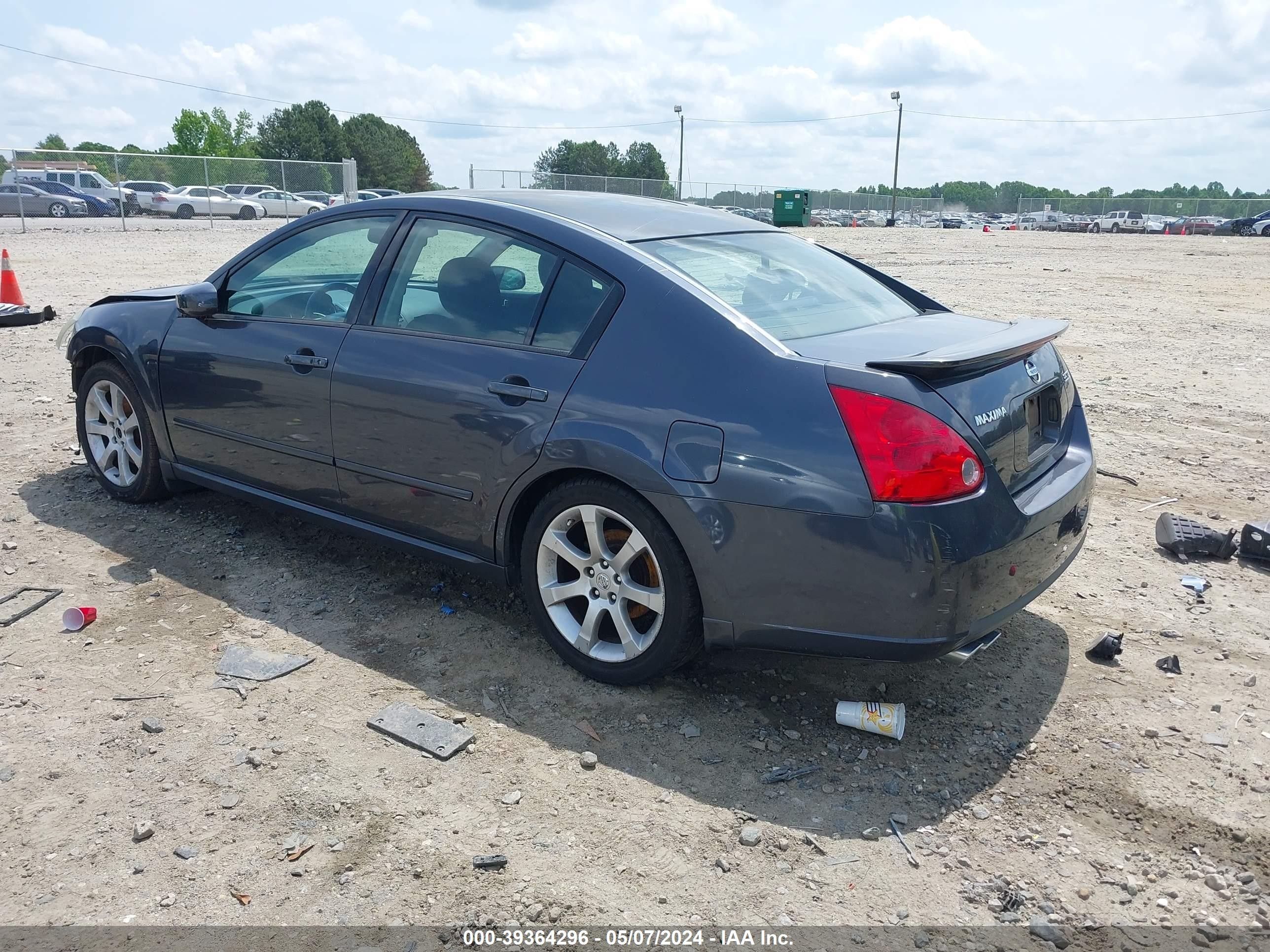 Photo 2 VIN: 1N4BA41E48C804325 - NISSAN MAXIMA 