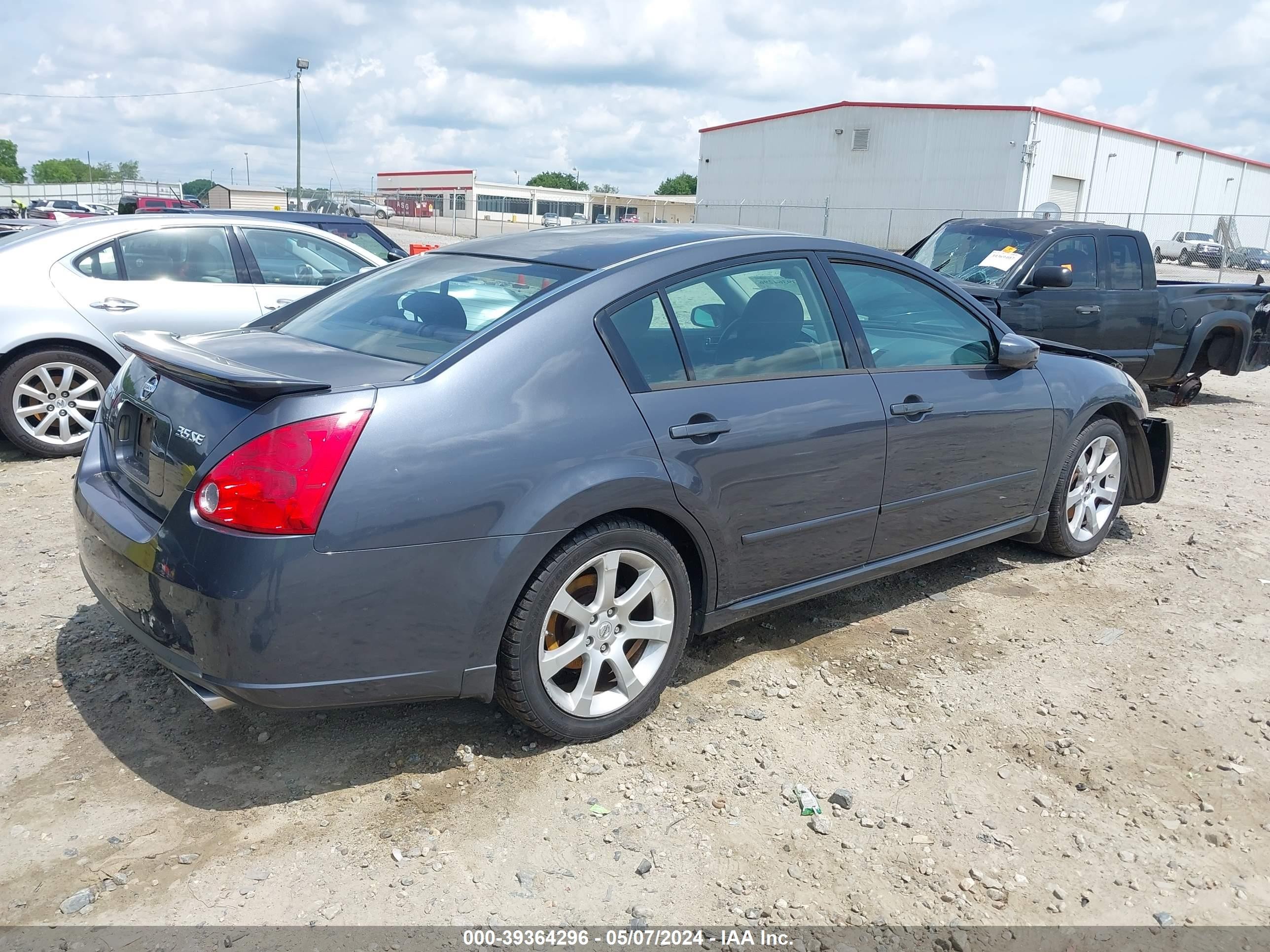 Photo 3 VIN: 1N4BA41E48C804325 - NISSAN MAXIMA 