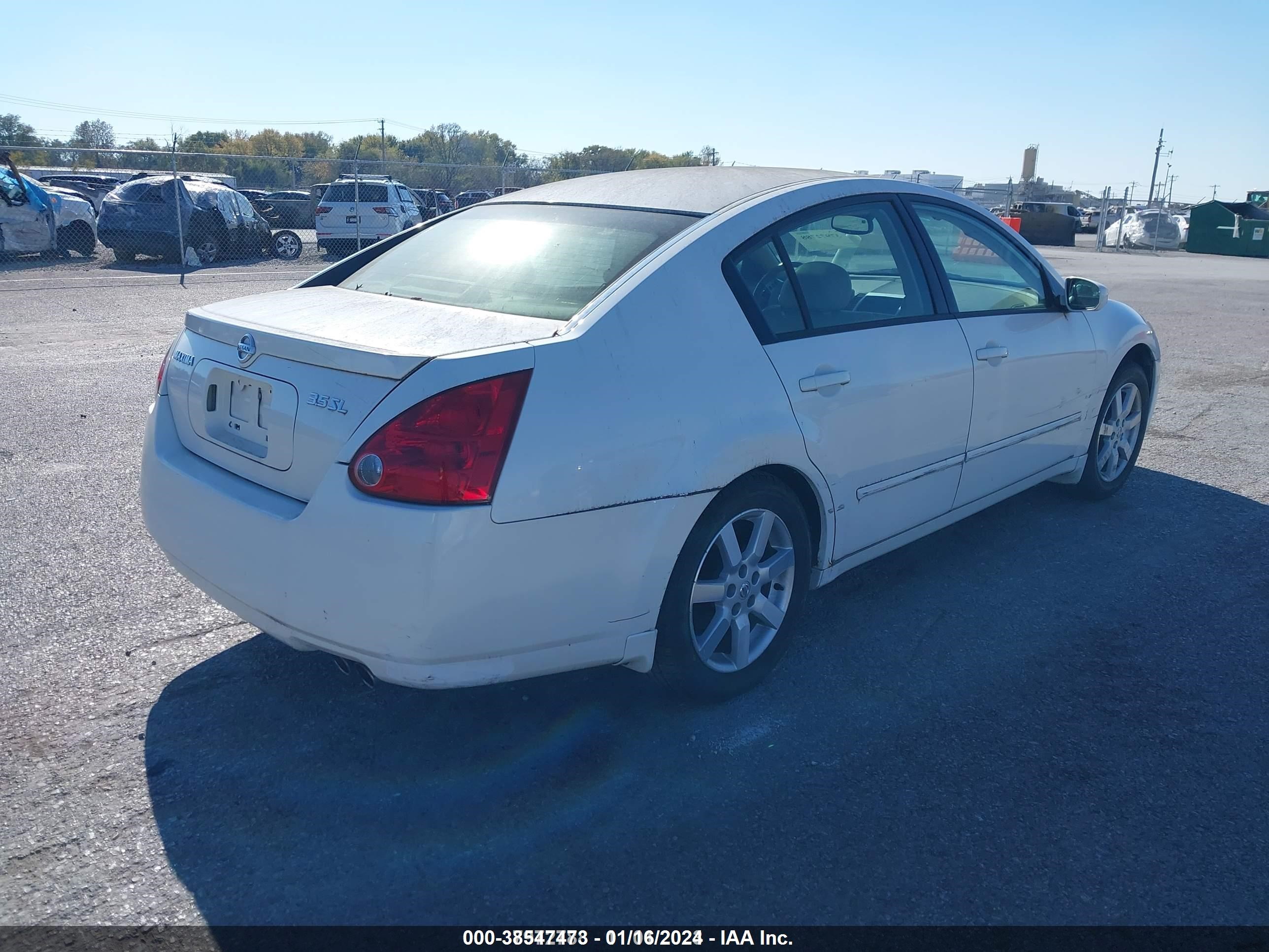 Photo 3 VIN: 1N4BA41E55C834980 - NISSAN MAXIMA 