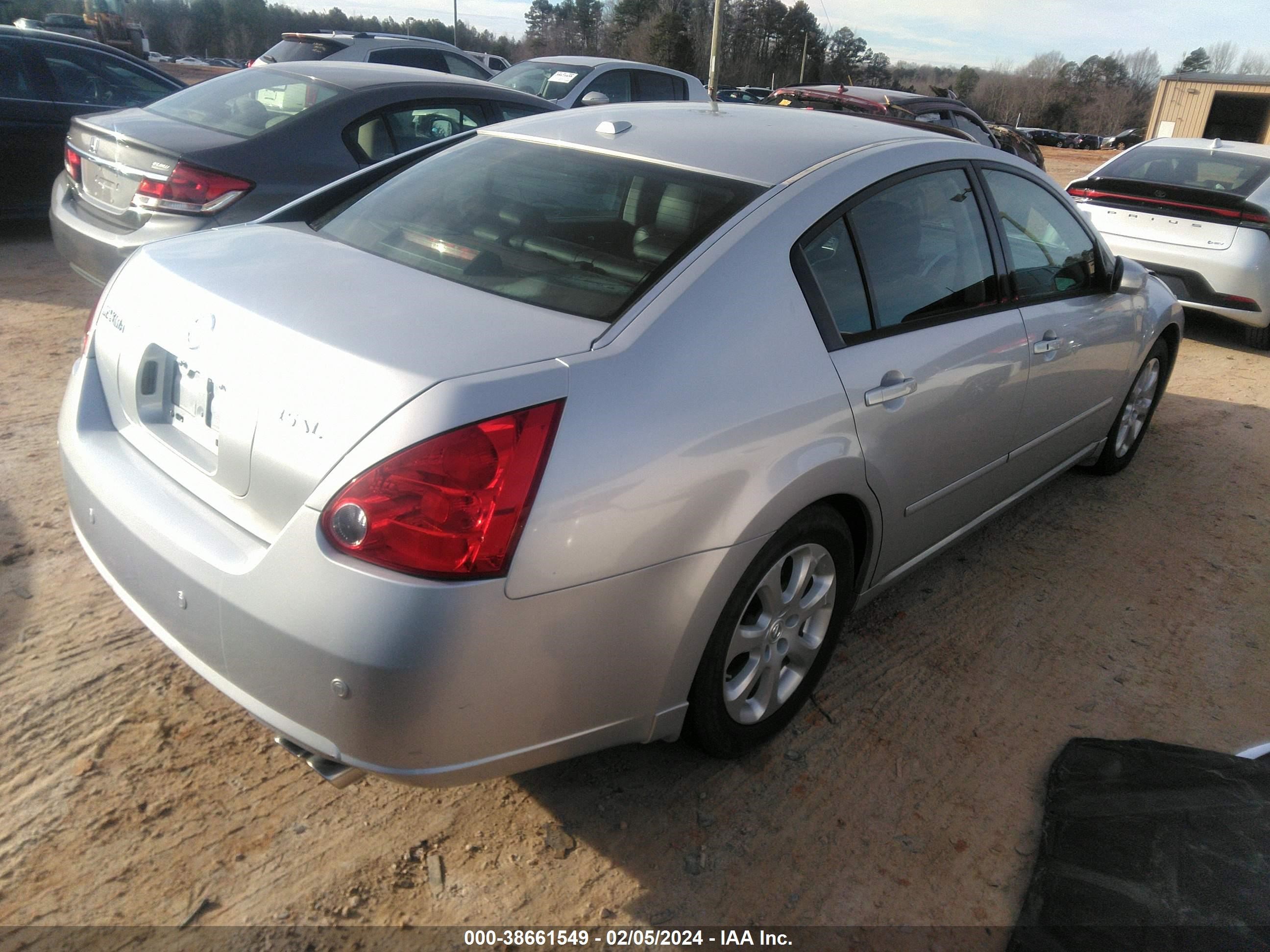 Photo 3 VIN: 1N4BA41E88C802707 - NISSAN MAXIMA 