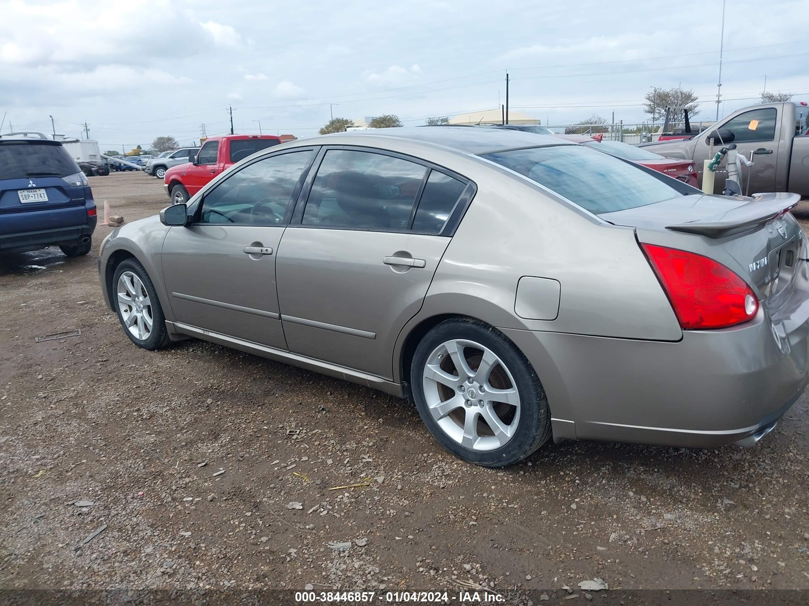 Photo 2 VIN: 1N4BA41E88C821922 - NISSAN MAXIMA 