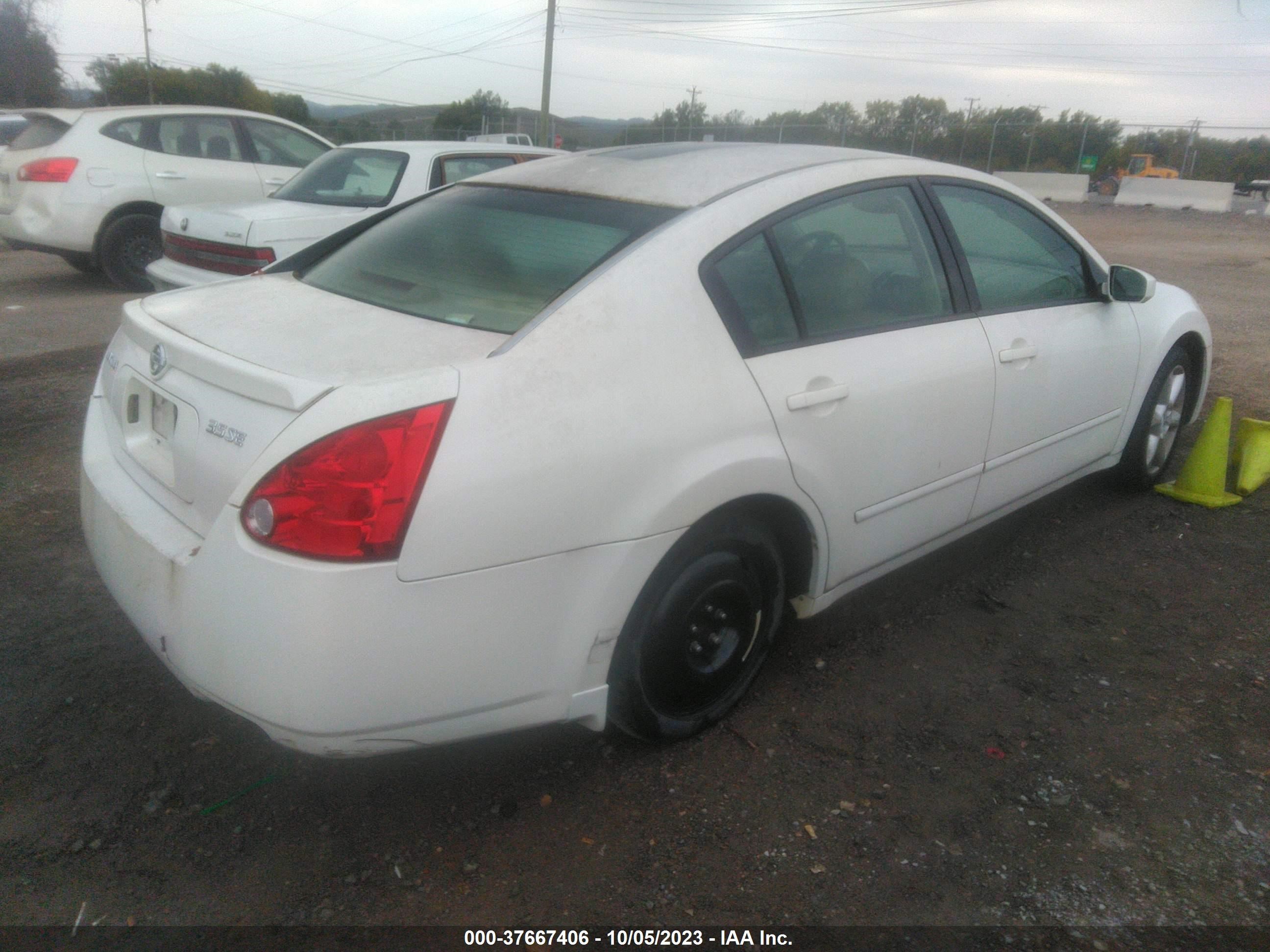 Photo 3 VIN: 1N4BA41E94C815377 - NISSAN MAXIMA 