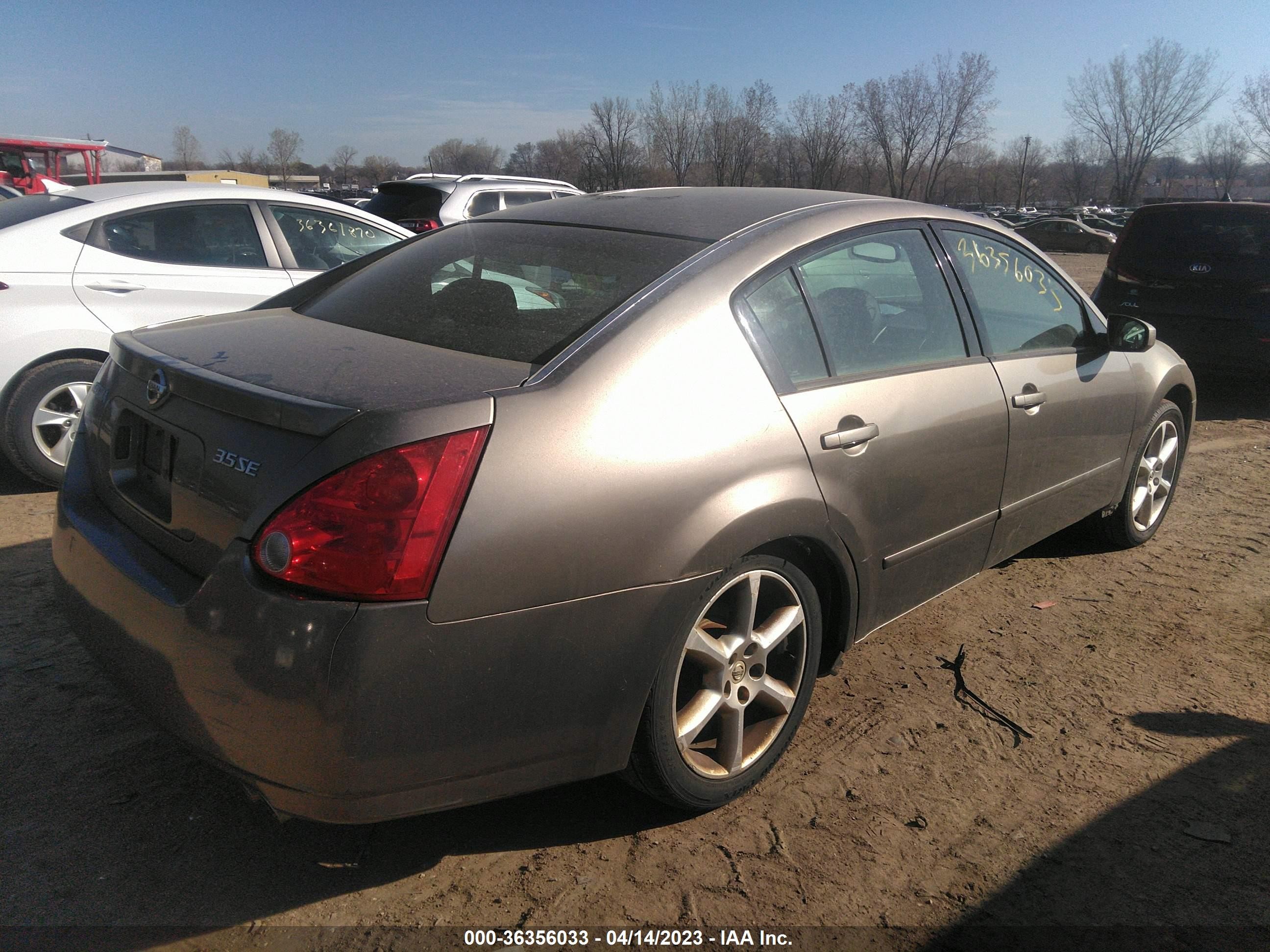 Photo 3 VIN: 1N4BA41E94C815864 - NISSAN MAXIMA 