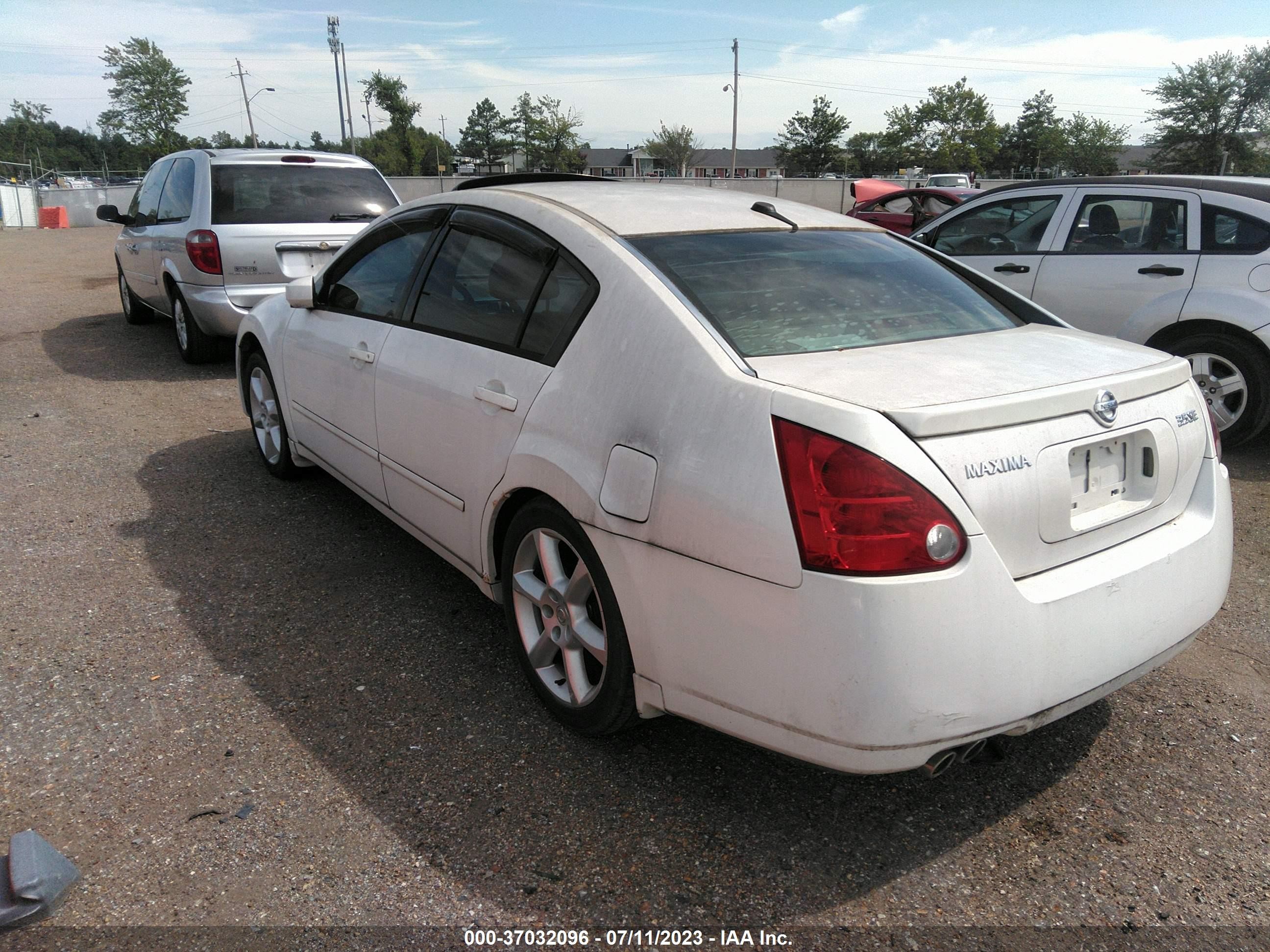 Photo 2 VIN: 1N4BA41E95C838238 - NISSAN MAXIMA 