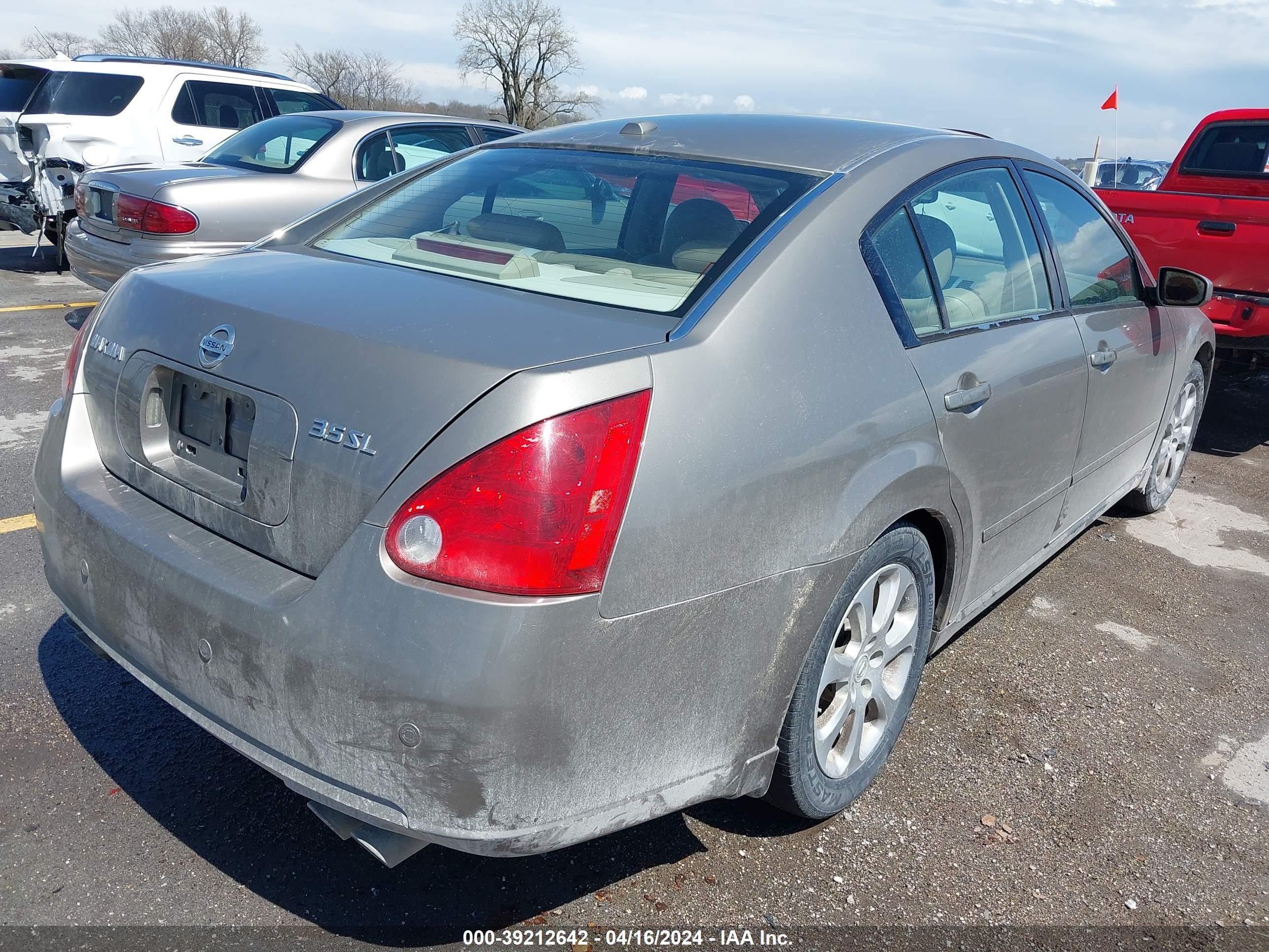 Photo 3 VIN: 1N4BA41E98C813652 - NISSAN MAXIMA 