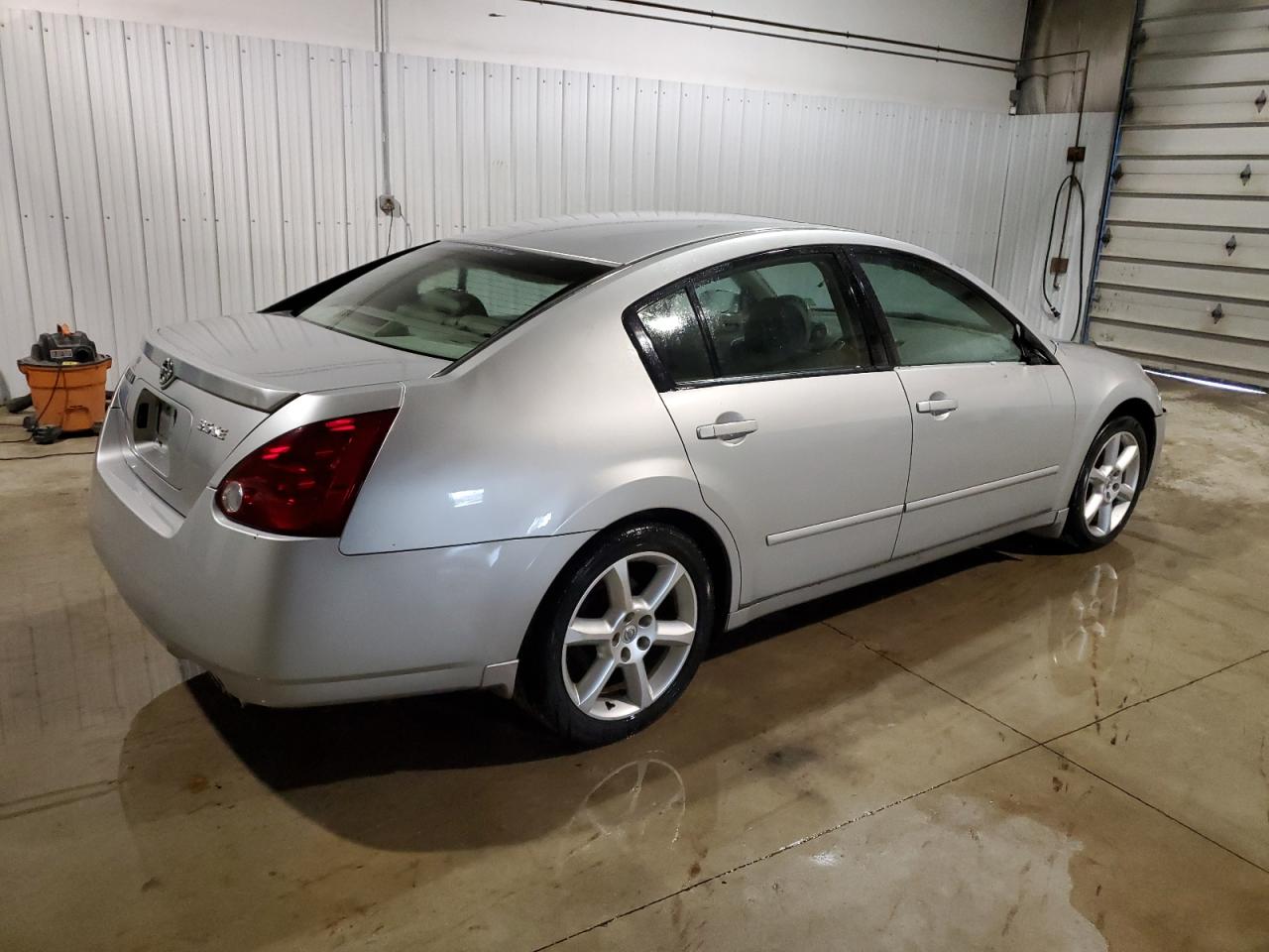 Photo 2 VIN: 1N4BA41EX4C870789 - NISSAN MAXIMA 