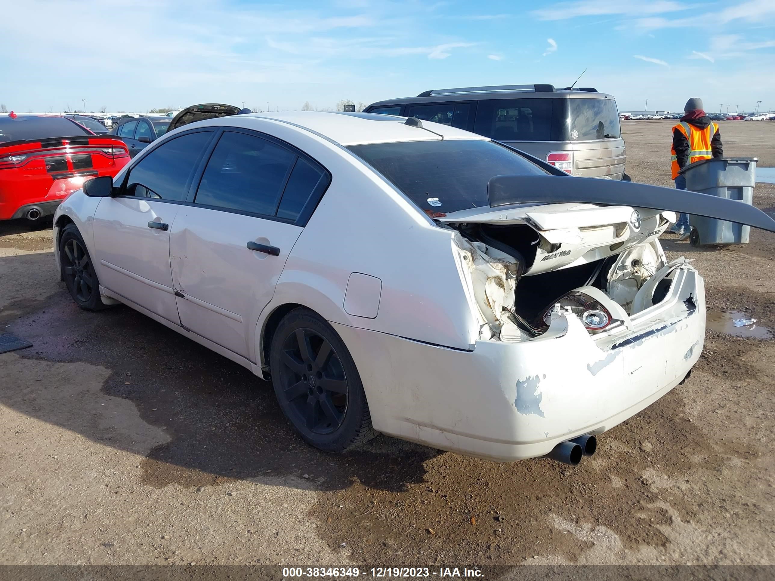 Photo 2 VIN: 1N4BA41EX4C903225 - NISSAN MAXIMA 