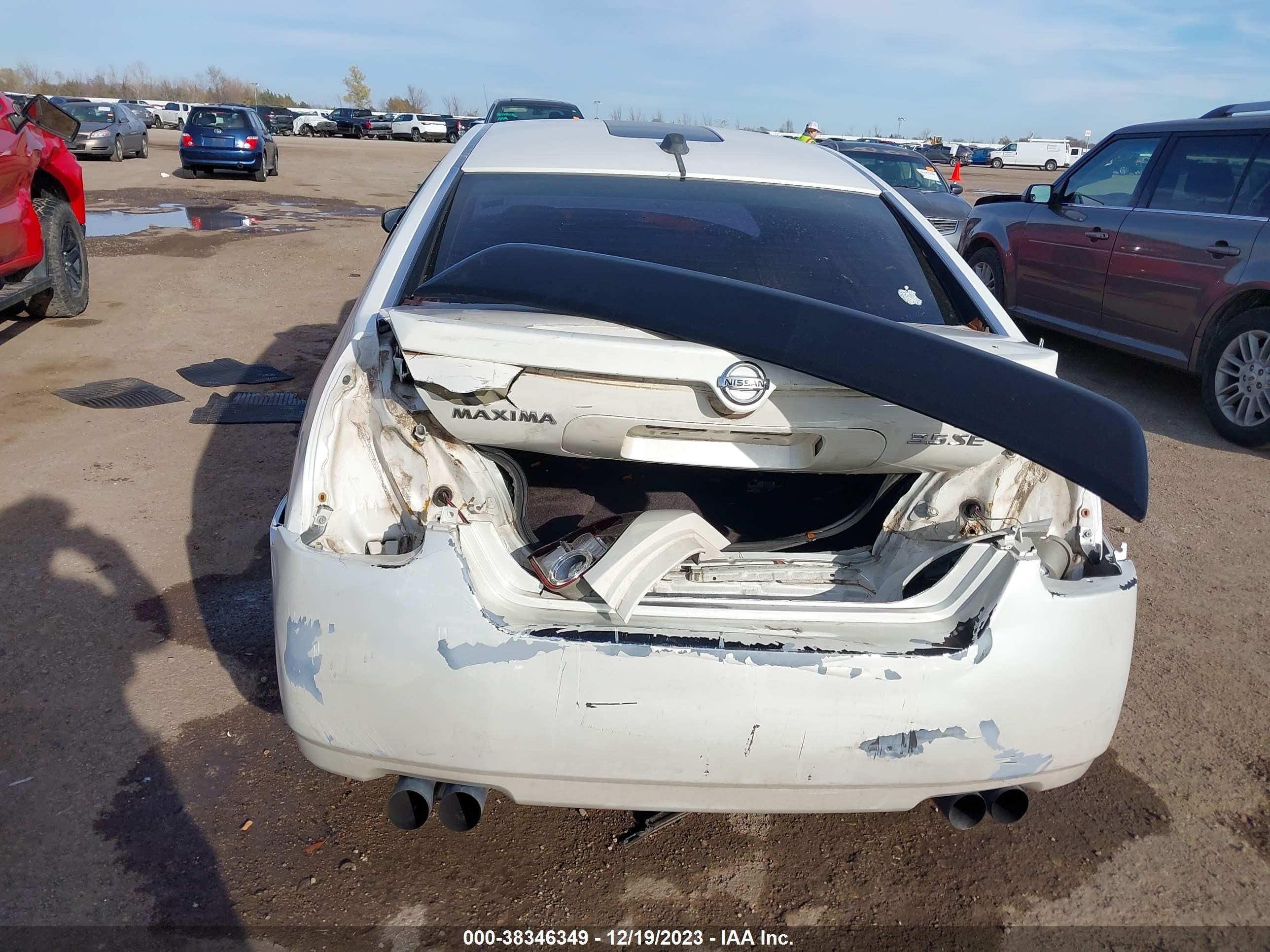 Photo 5 VIN: 1N4BA41EX4C903225 - NISSAN MAXIMA 