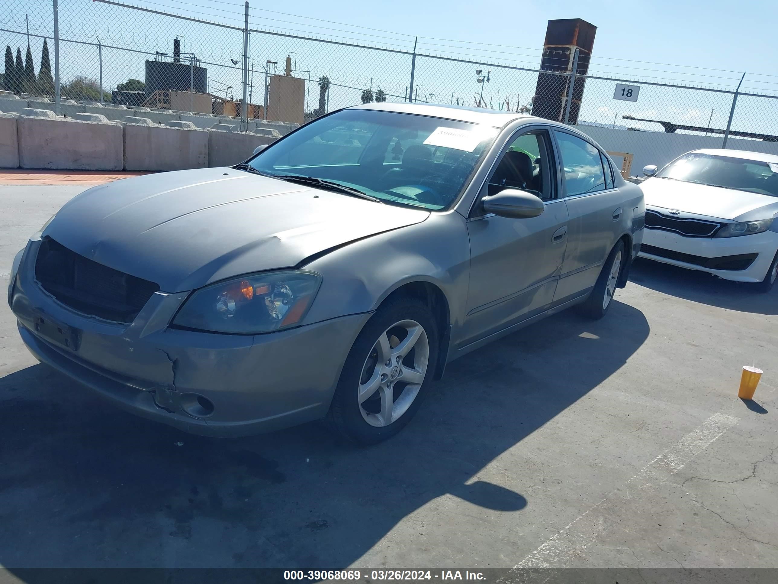 Photo 1 VIN: 1N4BL11D05C214831 - NISSAN ALTIMA 