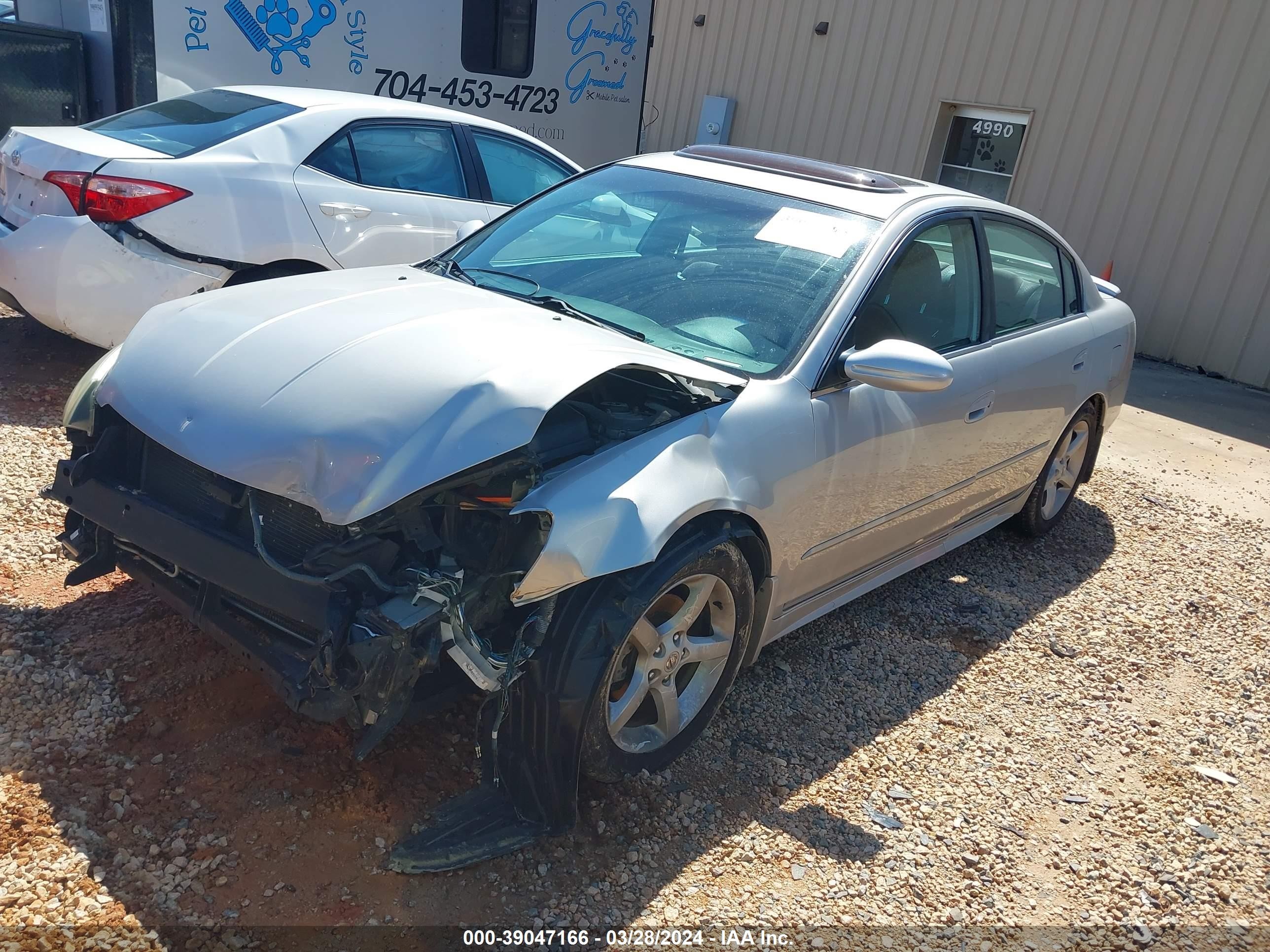 Photo 1 VIN: 1N4BL11D05N472951 - NISSAN ALTIMA 