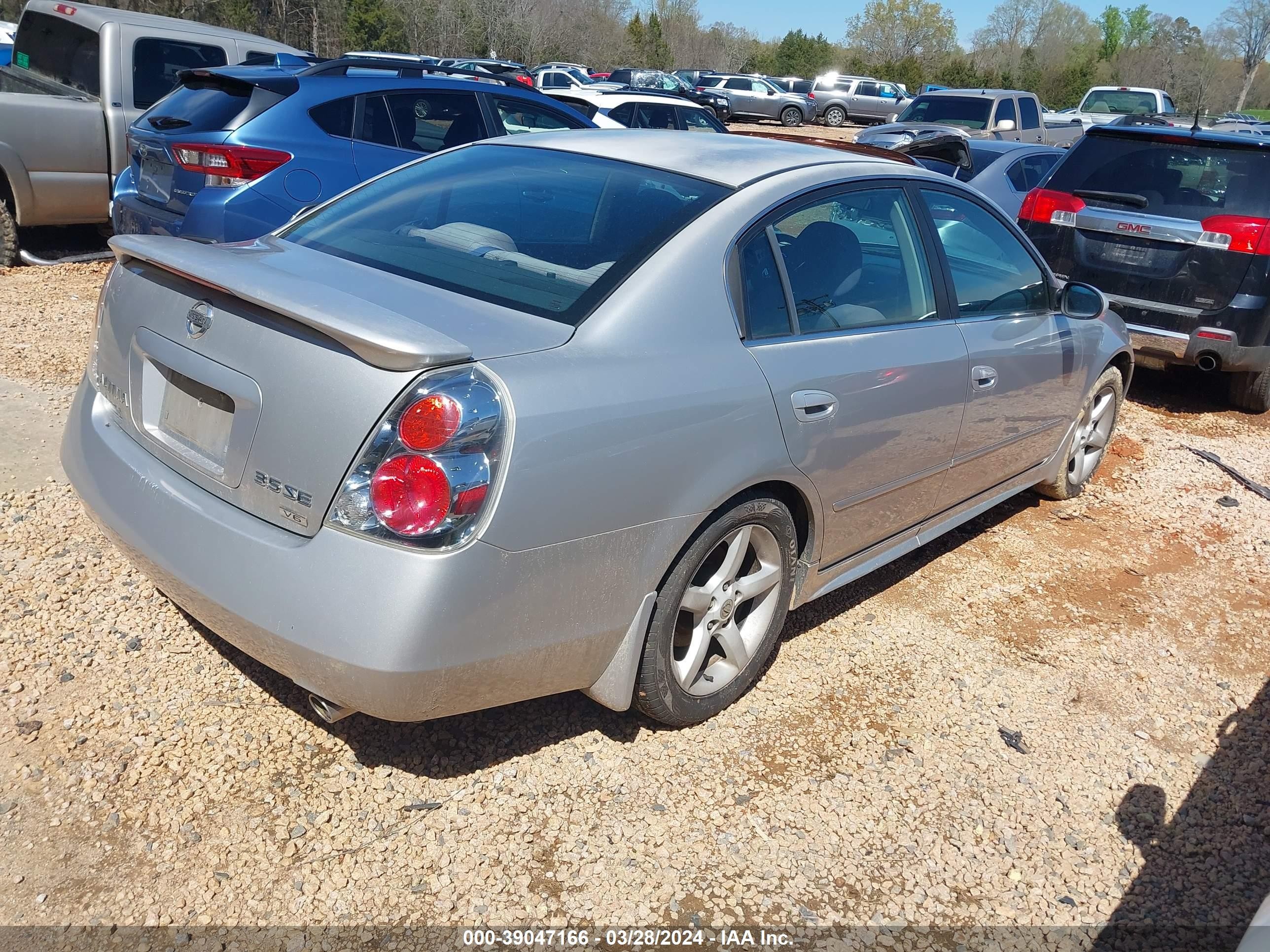 Photo 3 VIN: 1N4BL11D05N472951 - NISSAN ALTIMA 