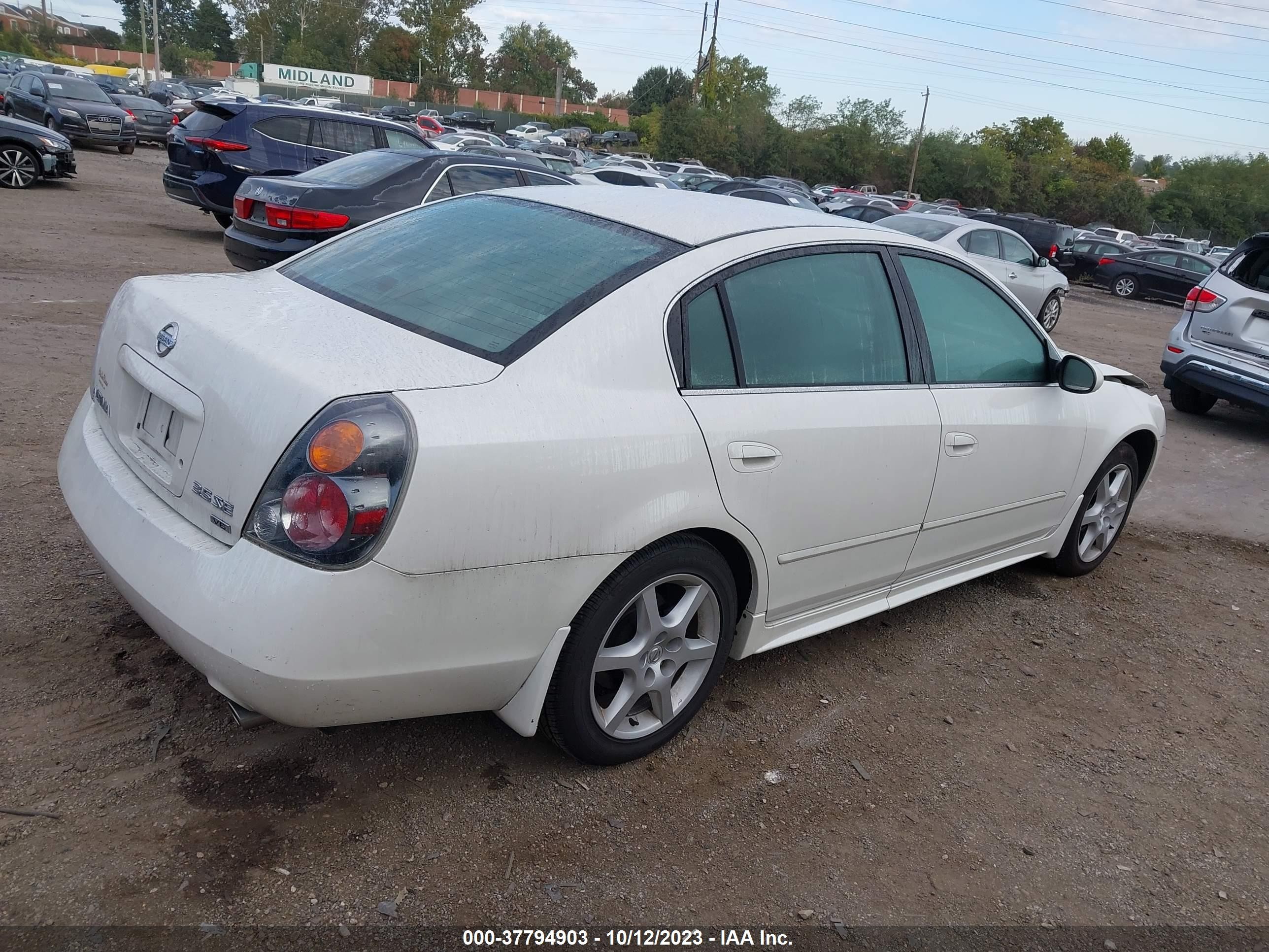 Photo 3 VIN: 1N4BL11D13C242831 - NISSAN ALTIMA 