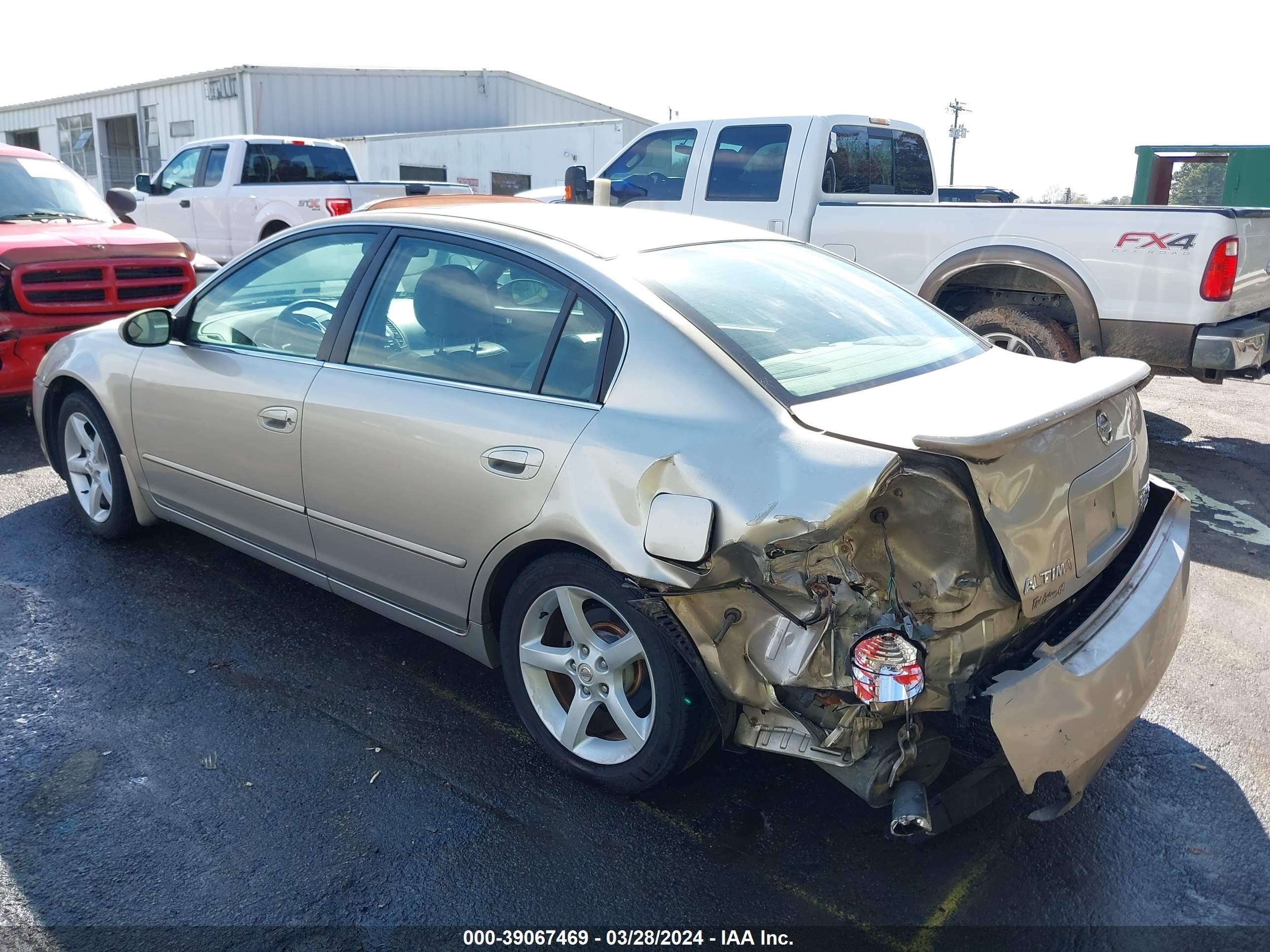 Photo 2 VIN: 1N4BL11D15C337571 - NISSAN ALTIMA 