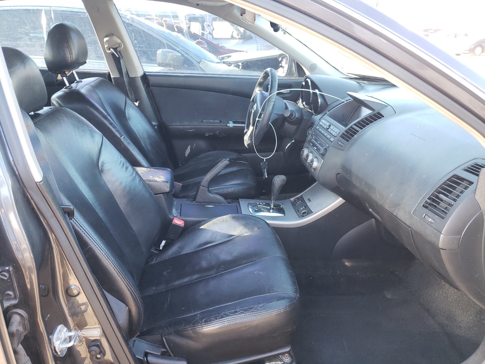 Photo 4 VIN: 1N4BL11D45C189867 - NISSAN ALTIMA SE 