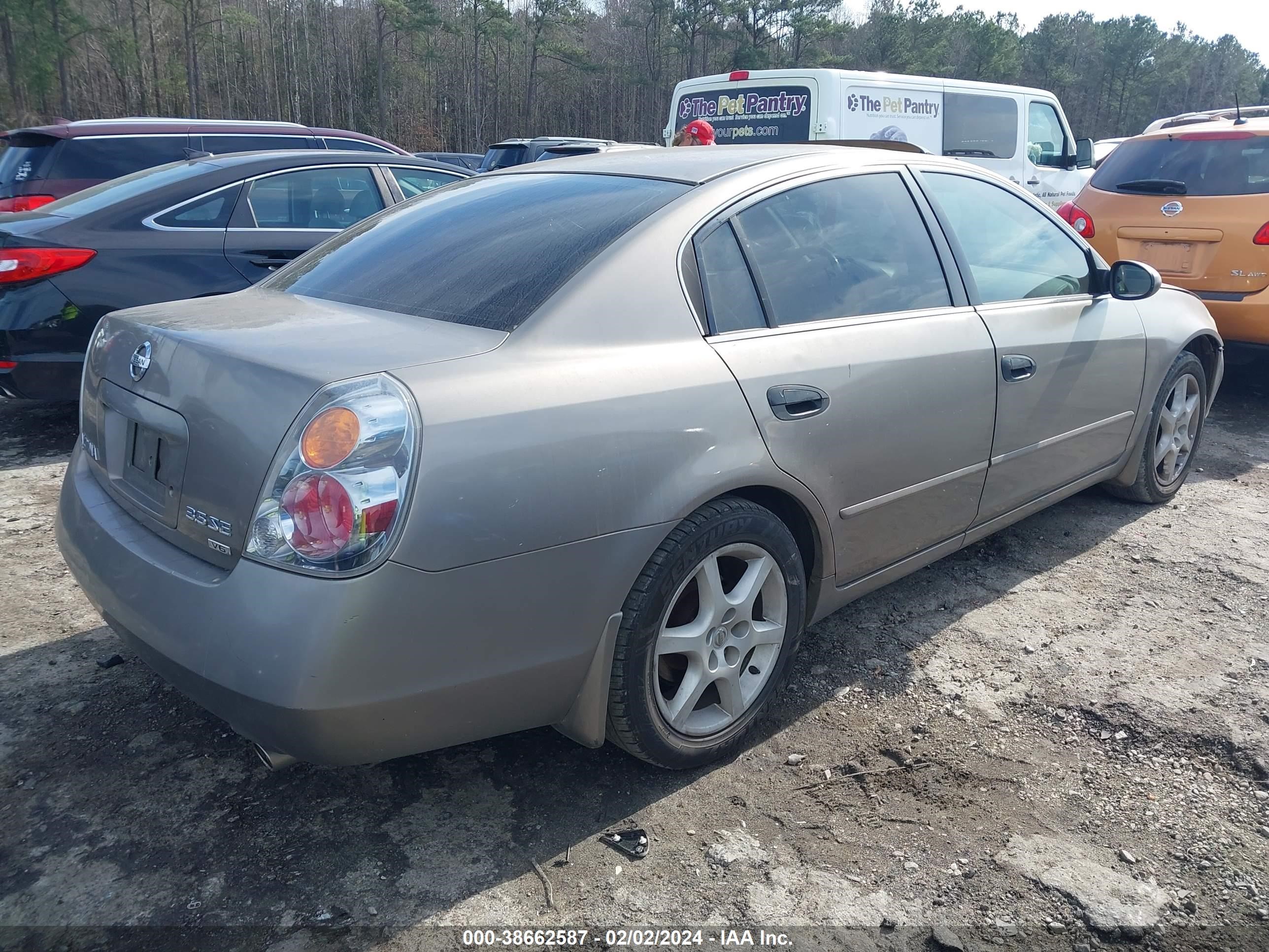 Photo 3 VIN: 1N4BL11D54C167360 - NISSAN ALTIMA 