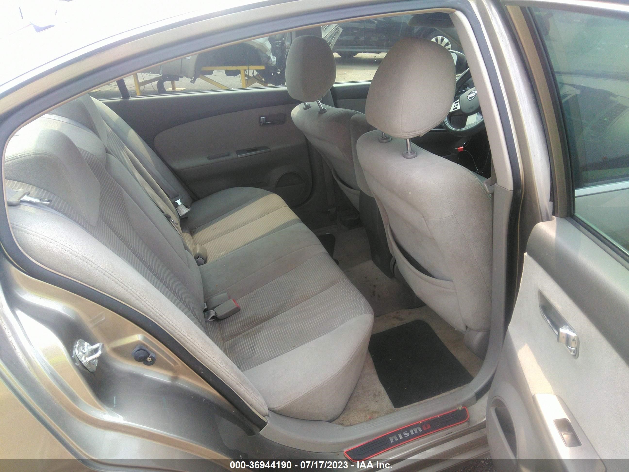 Photo 7 VIN: 1N4BL11D55C301690 - NISSAN ALTIMA 