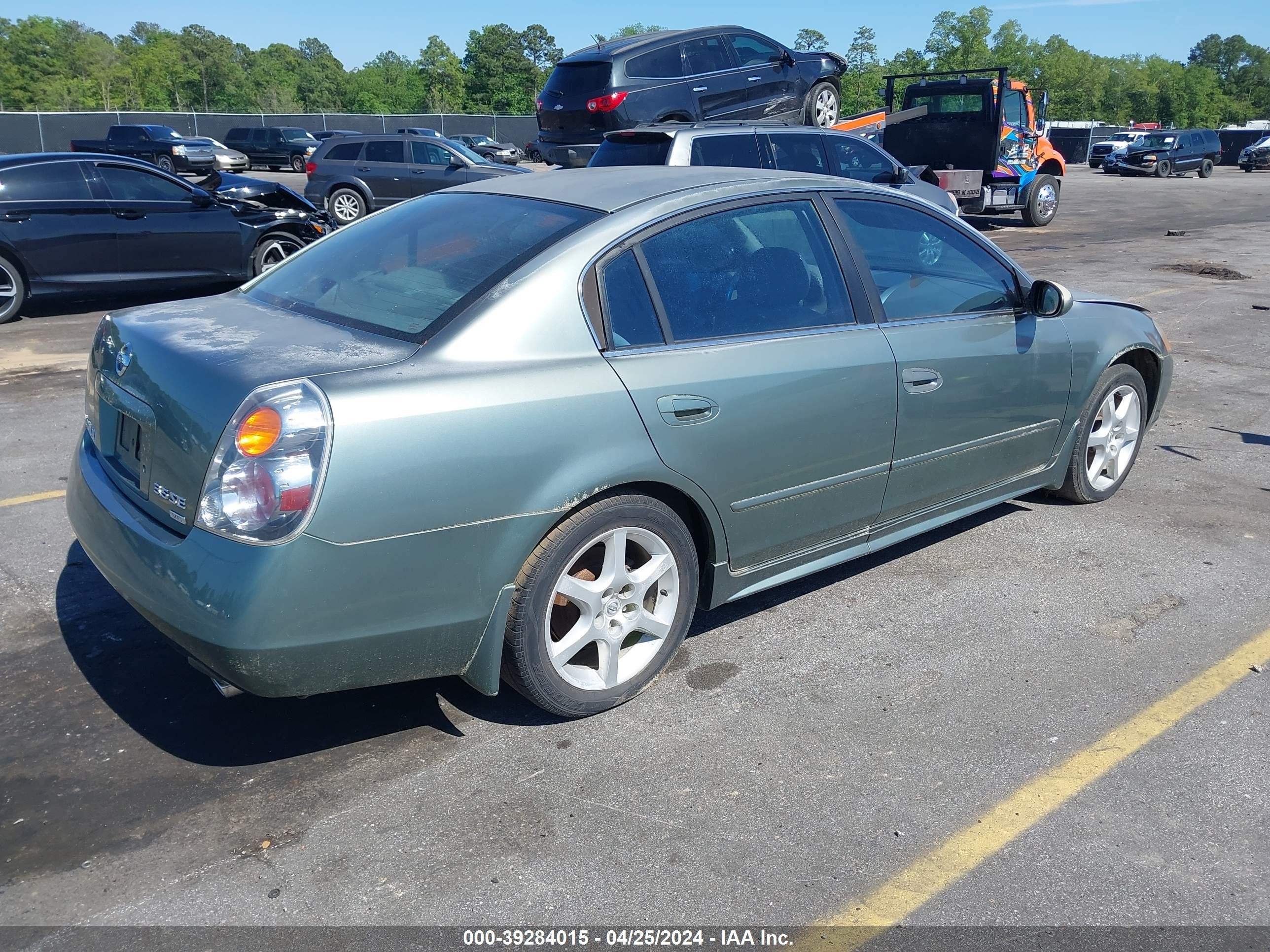 Photo 3 VIN: 1N4BL11D72C261916 - NISSAN ALTIMA 