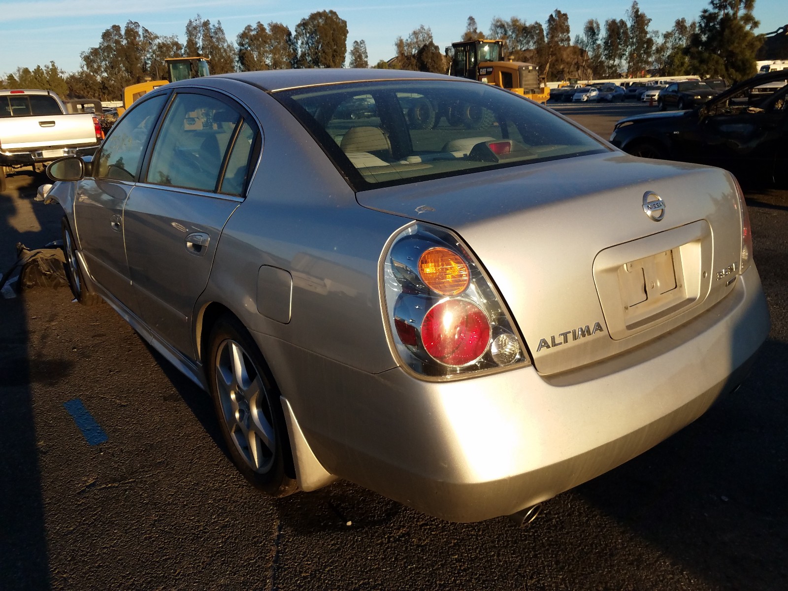 Photo 2 VIN: 1N4BL11D73C255048 - NISSAN ALTIMA SE 