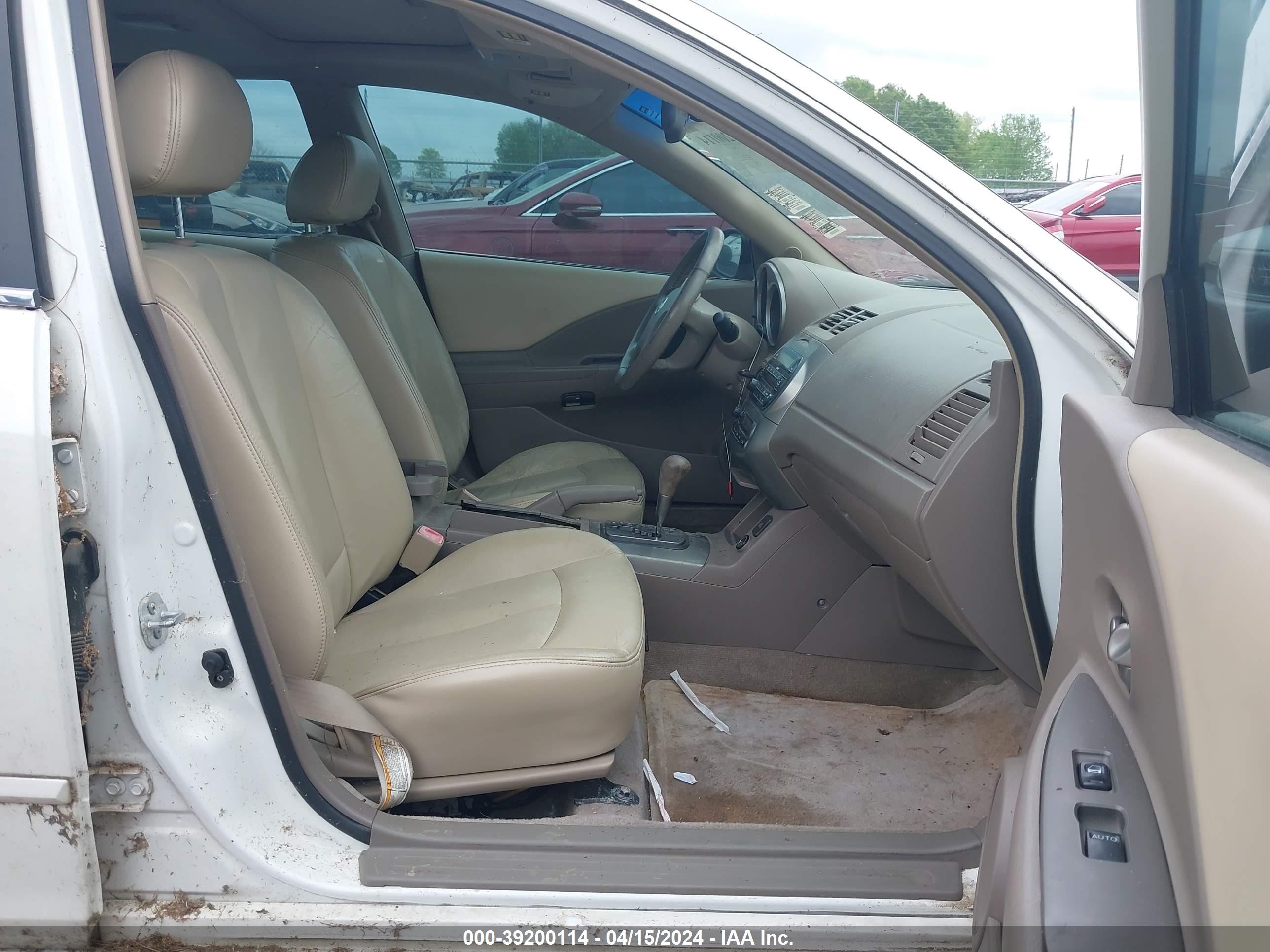 Photo 4 VIN: 1N4BL11D73C255681 - NISSAN ALTIMA 