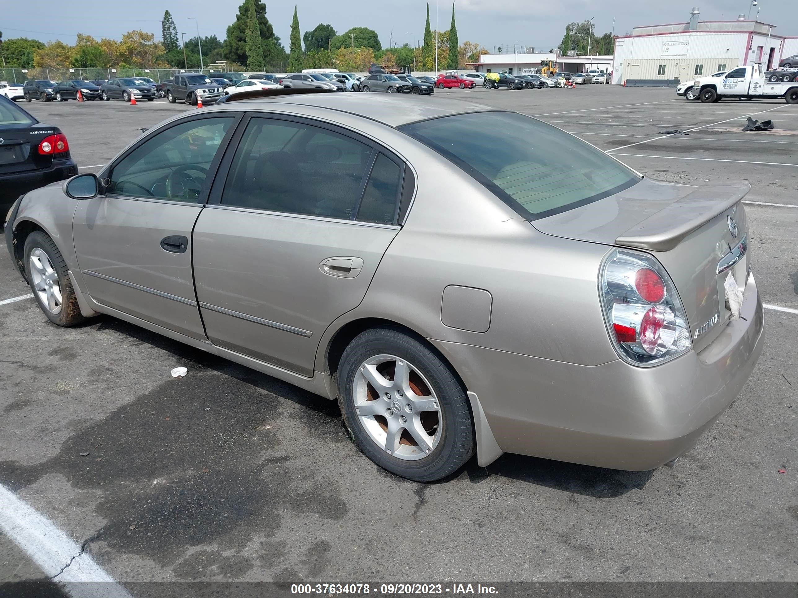 Photo 2 VIN: 1N4BL11D75C141232 - NISSAN ALTIMA 