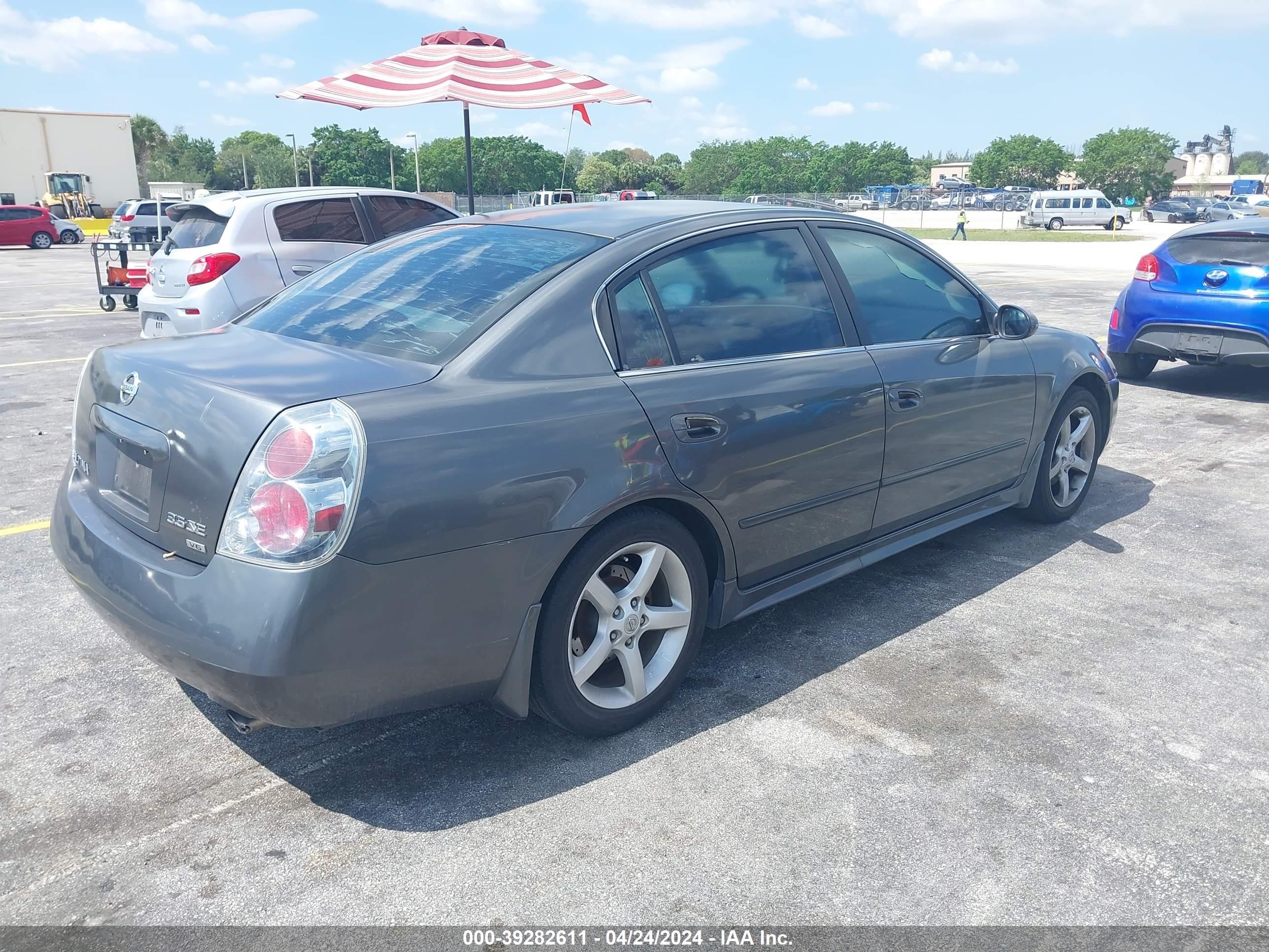 Photo 3 VIN: 1N4BL11D85C215984 - NISSAN ALTIMA 