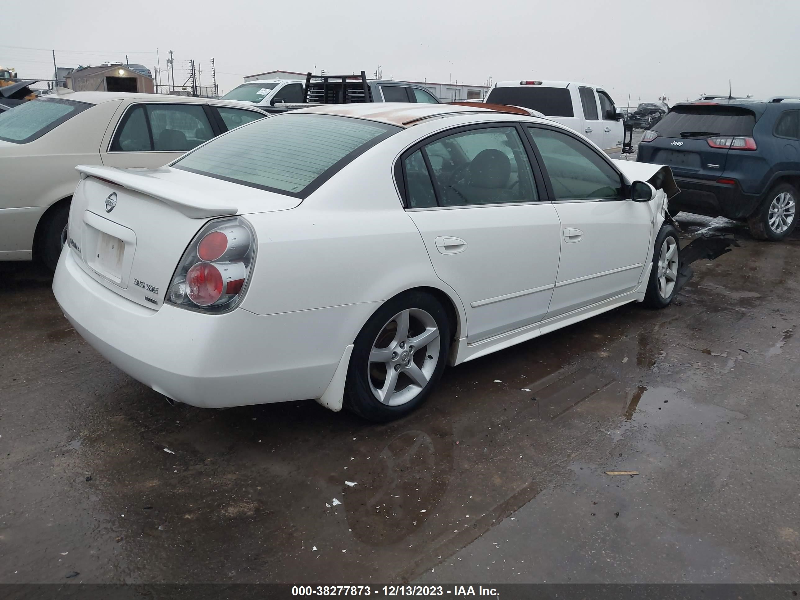 Photo 3 VIN: 1N4BL11D85N492543 - NISSAN ALTIMA 