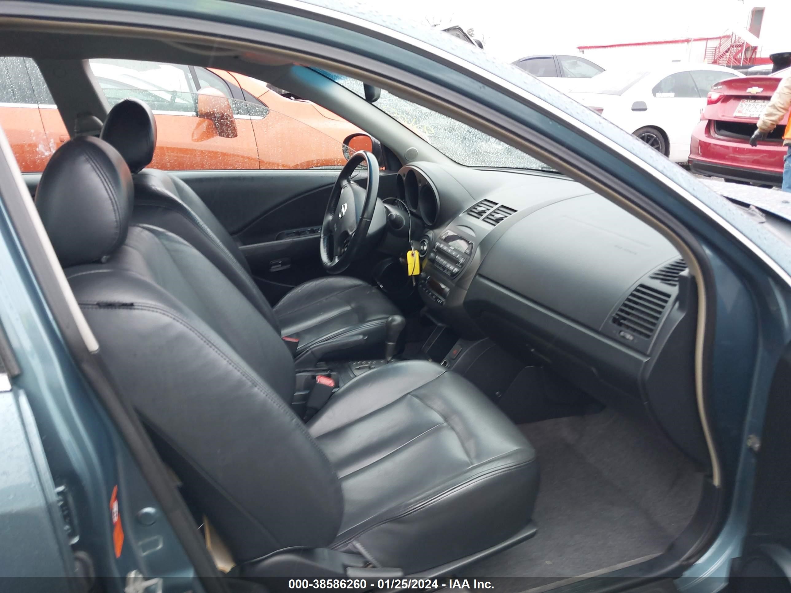 Photo 4 VIN: 1N4BL11E12C116623 - NISSAN ALTIMA 