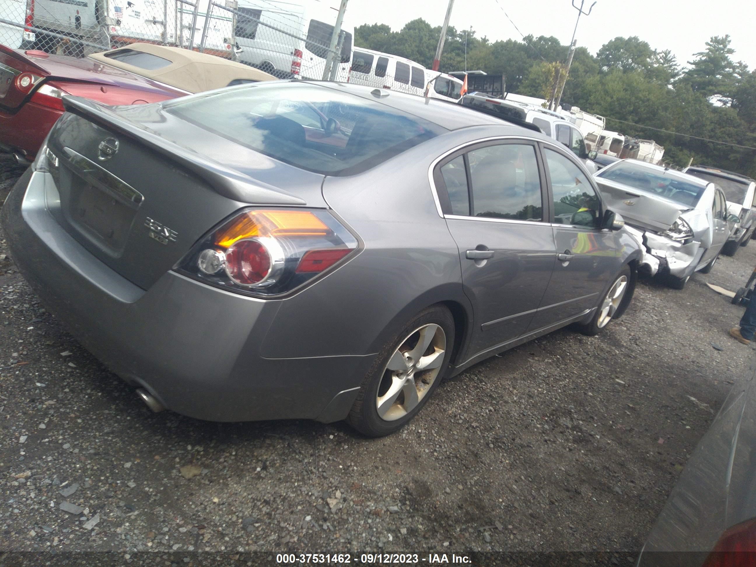 Photo 3 VIN: 1N4BL21E28C111672 - NISSAN ALTIMA 