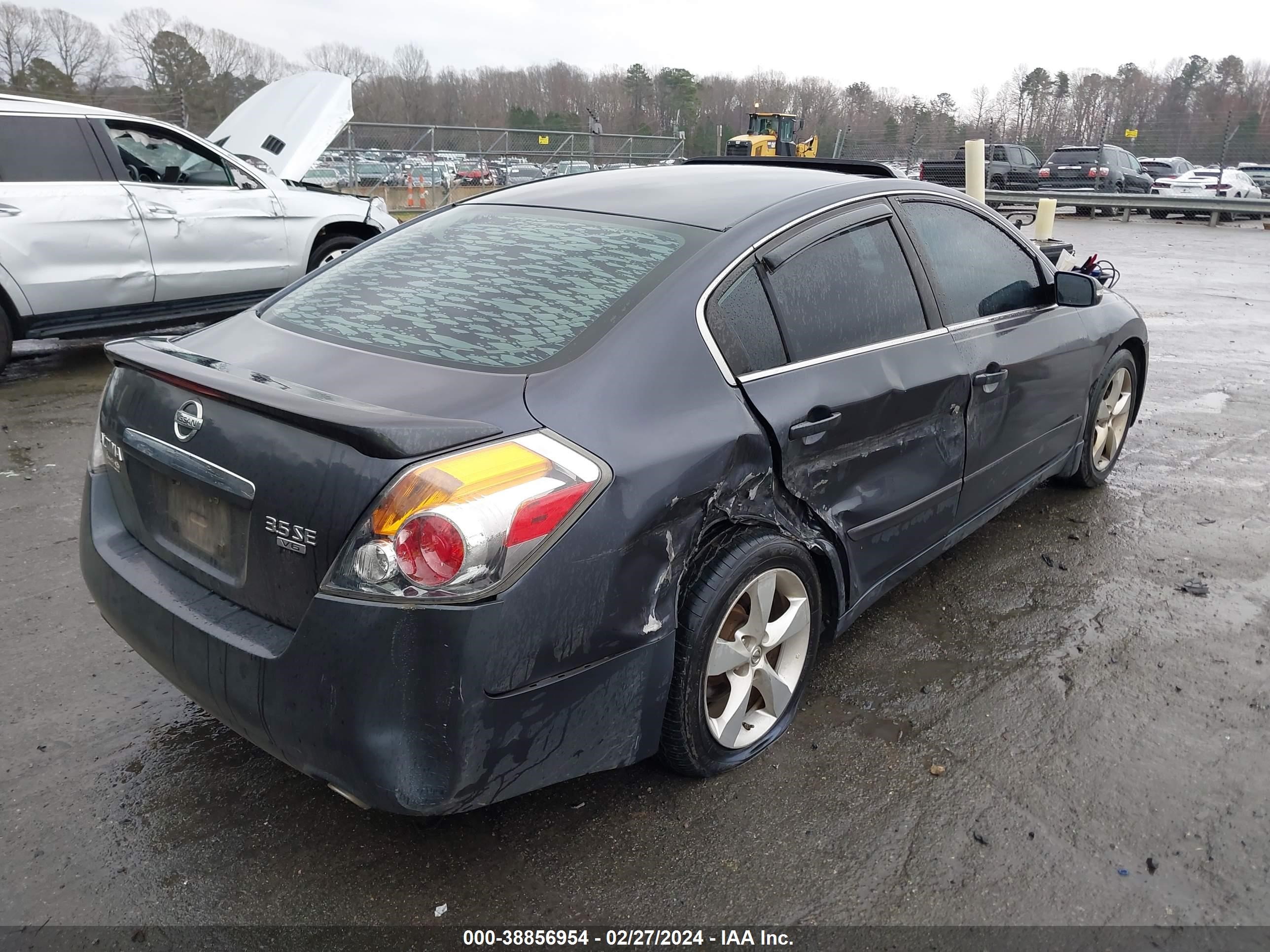 Photo 3 VIN: 1N4BL21E68C150300 - NISSAN ALTIMA 