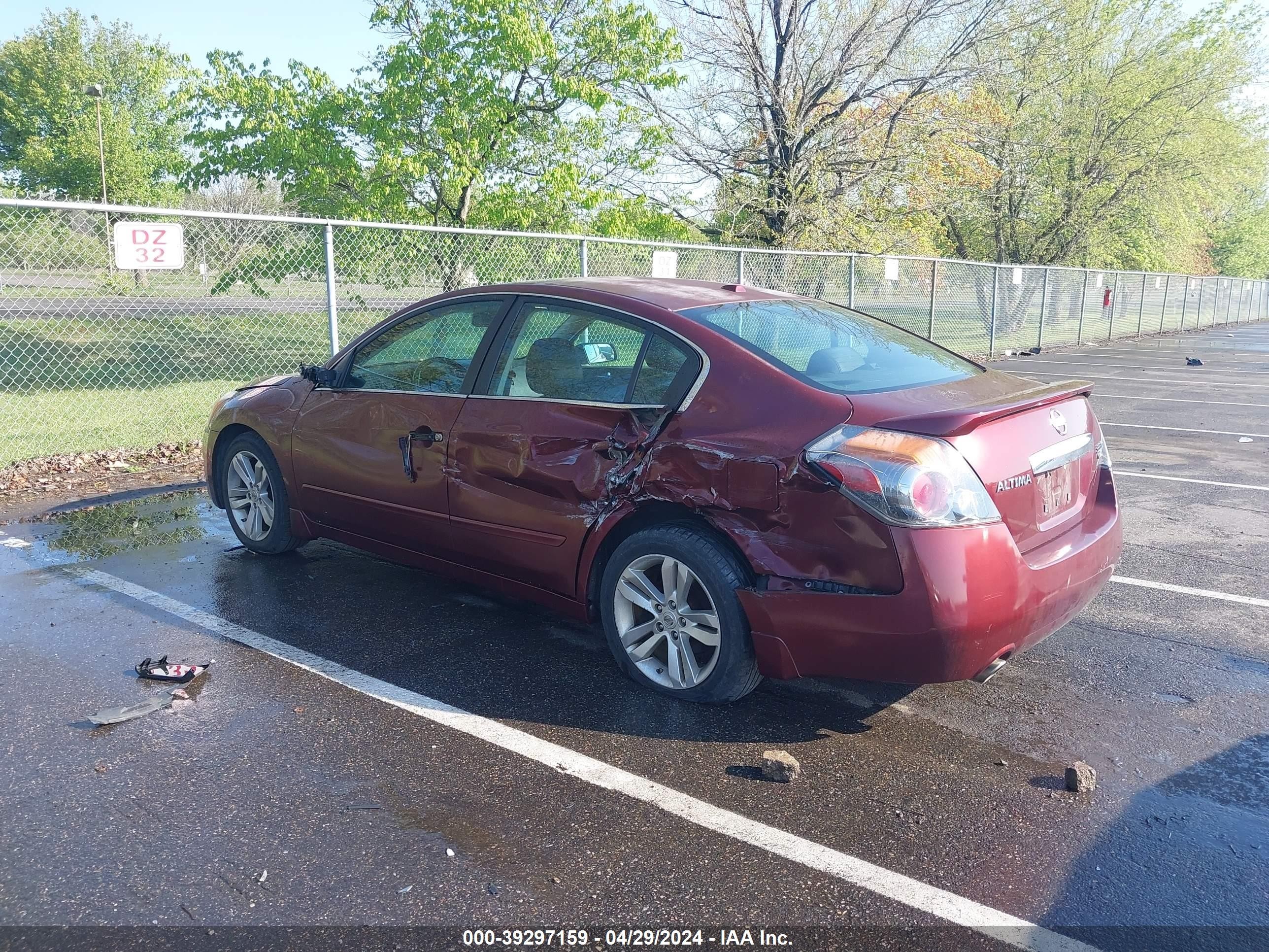 Photo 2 VIN: 1N4BL2AP3AC177655 - NISSAN ALTIMA 