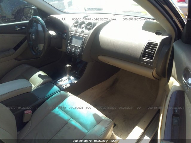 Photo 4 VIN: 1N4BL2AP3BN416711 - NISSAN ALTIMA 