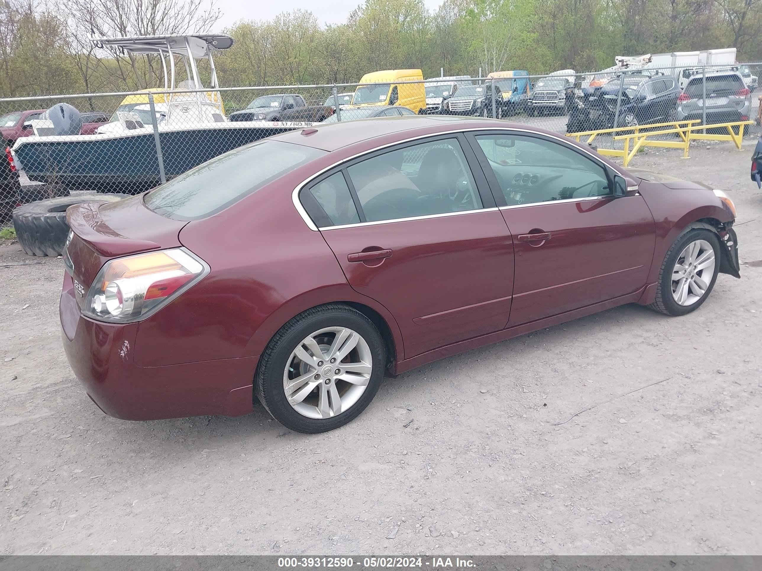 Photo 3 VIN: 1N4BL2AP3BN426400 - NISSAN ALTIMA 