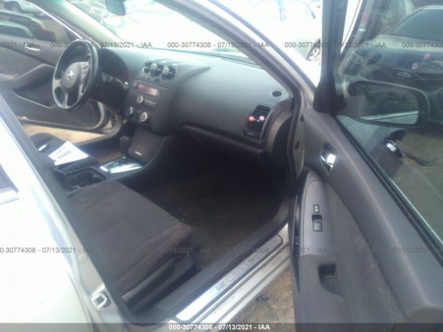 Photo 4 VIN: 1N4BL2AP5BN499106 - NISSAN ALTIMA 