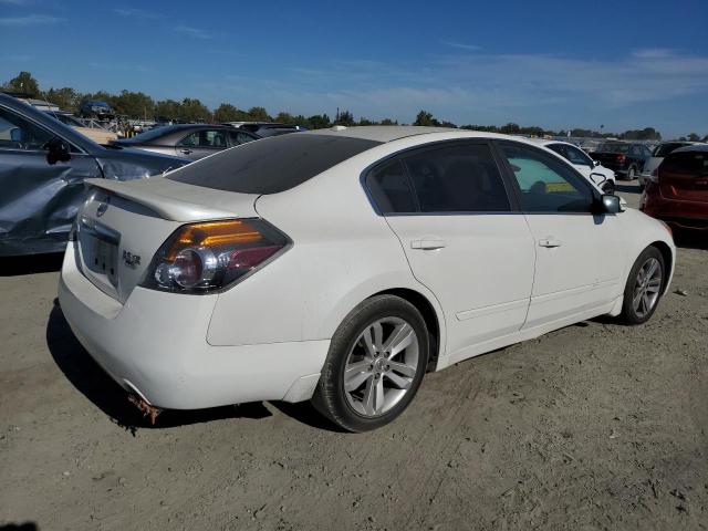 Photo 2 VIN: 1N4BL2AP6BN502935 - NISSAN ALTIMA 