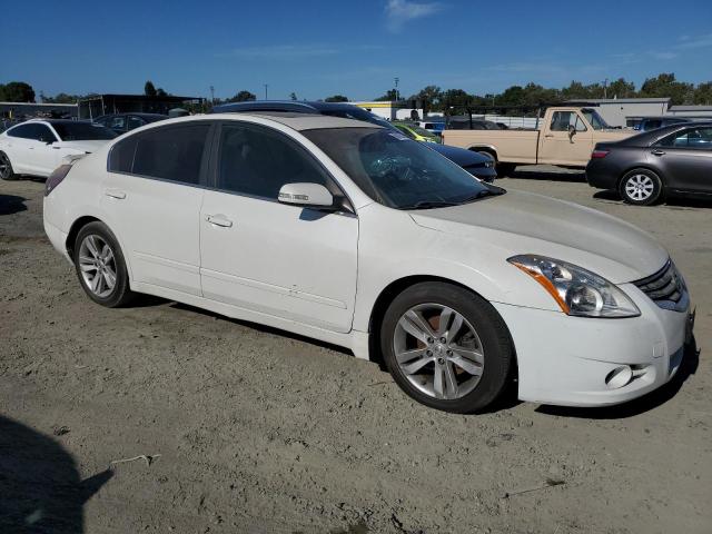 Photo 3 VIN: 1N4BL2AP6BN502935 - NISSAN ALTIMA 