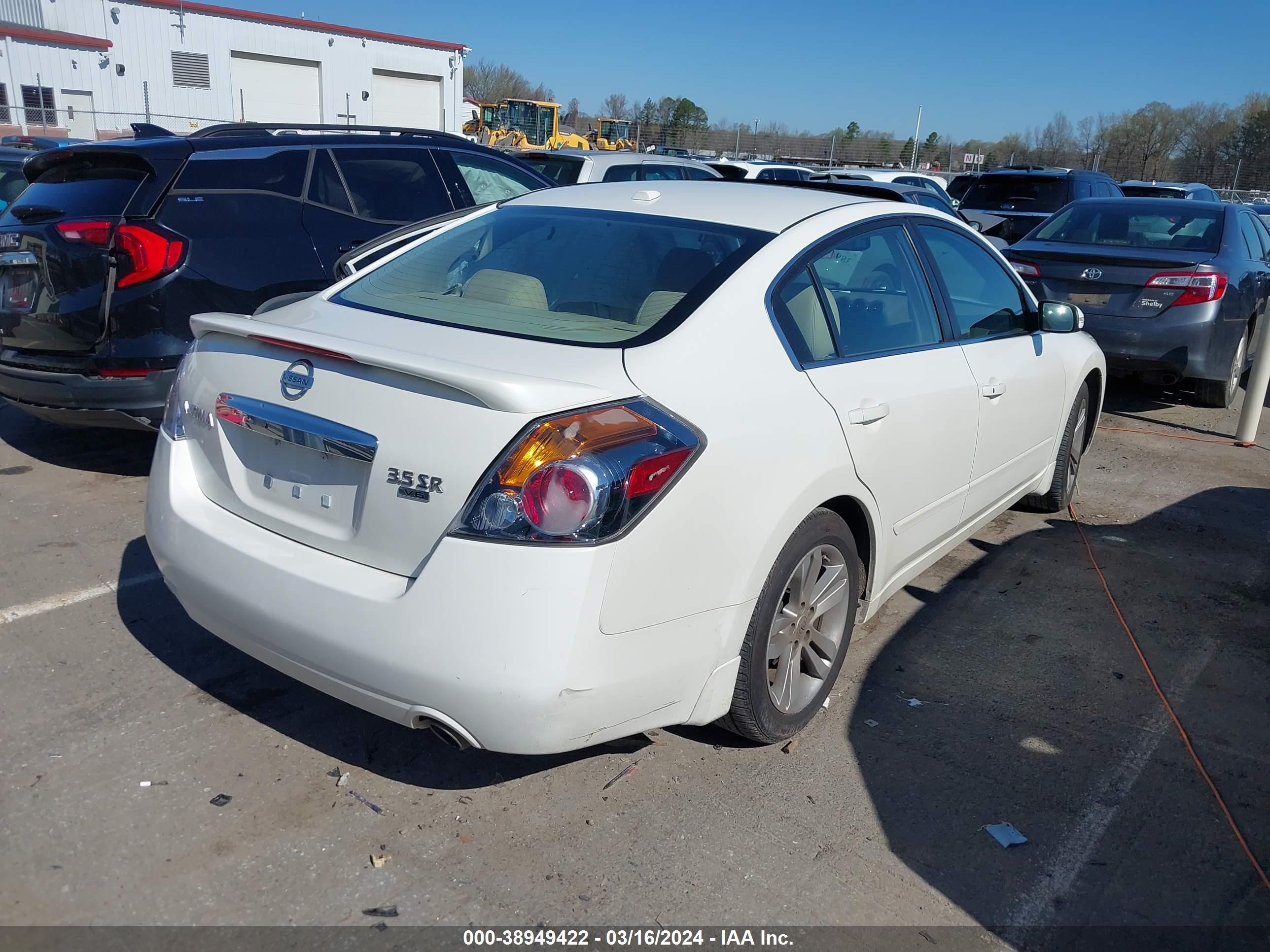 Photo 3 VIN: 1N4BL2AP8AN491418 - NISSAN ALTIMA 