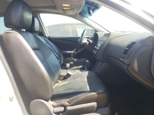 Photo 4 VIN: 1N4BL2AP8BC156432 - NISSAN ALTIMA 