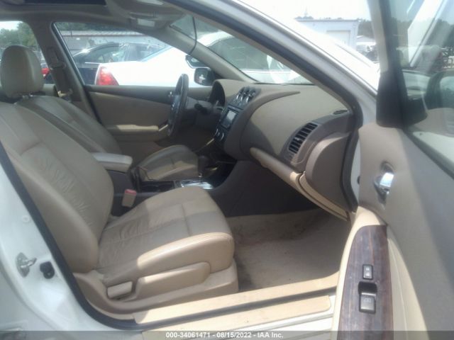 Photo 4 VIN: 1N4BL2AP8BN487919 - NISSAN ALTIMA 