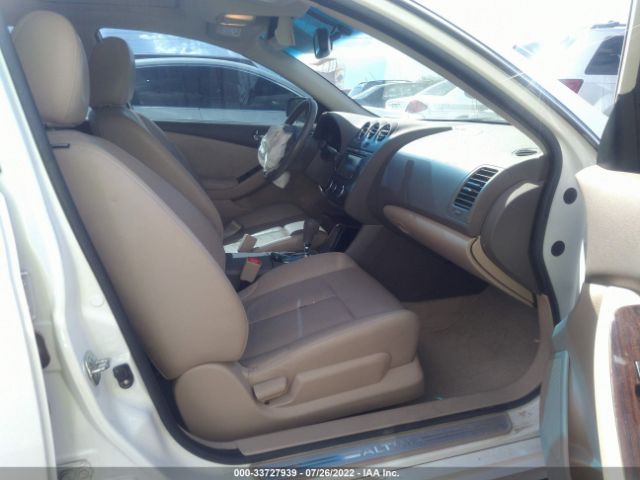 Photo 4 VIN: 1N4BL2APXBN447437 - NISSAN ALTIMA 