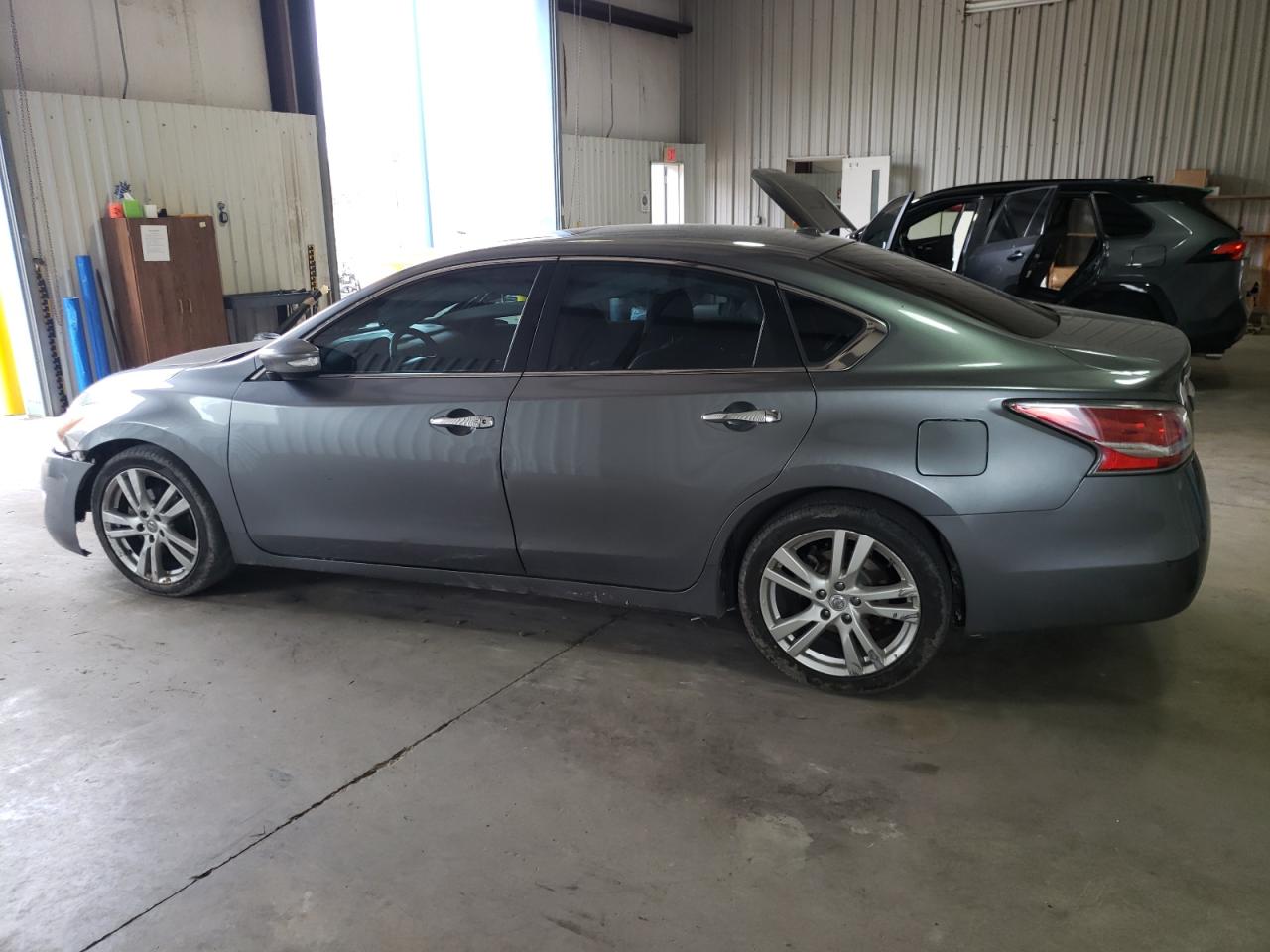 Photo 1 VIN: 1N4BL3AP0FC470605 - NISSAN ALTIMA 