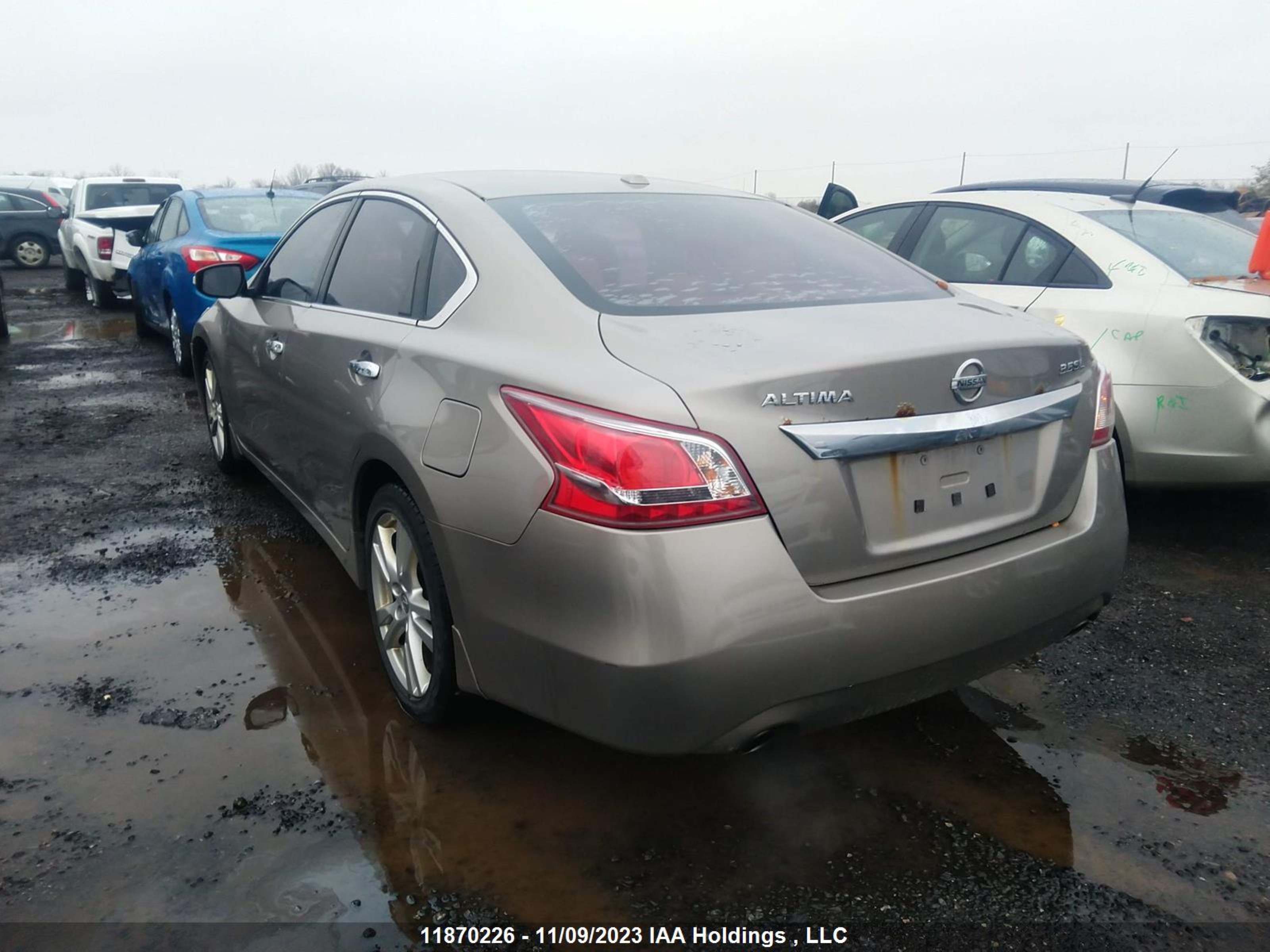 Photo 2 VIN: 1N4BL3AP1DN520316 - NISSAN ALTIMA 