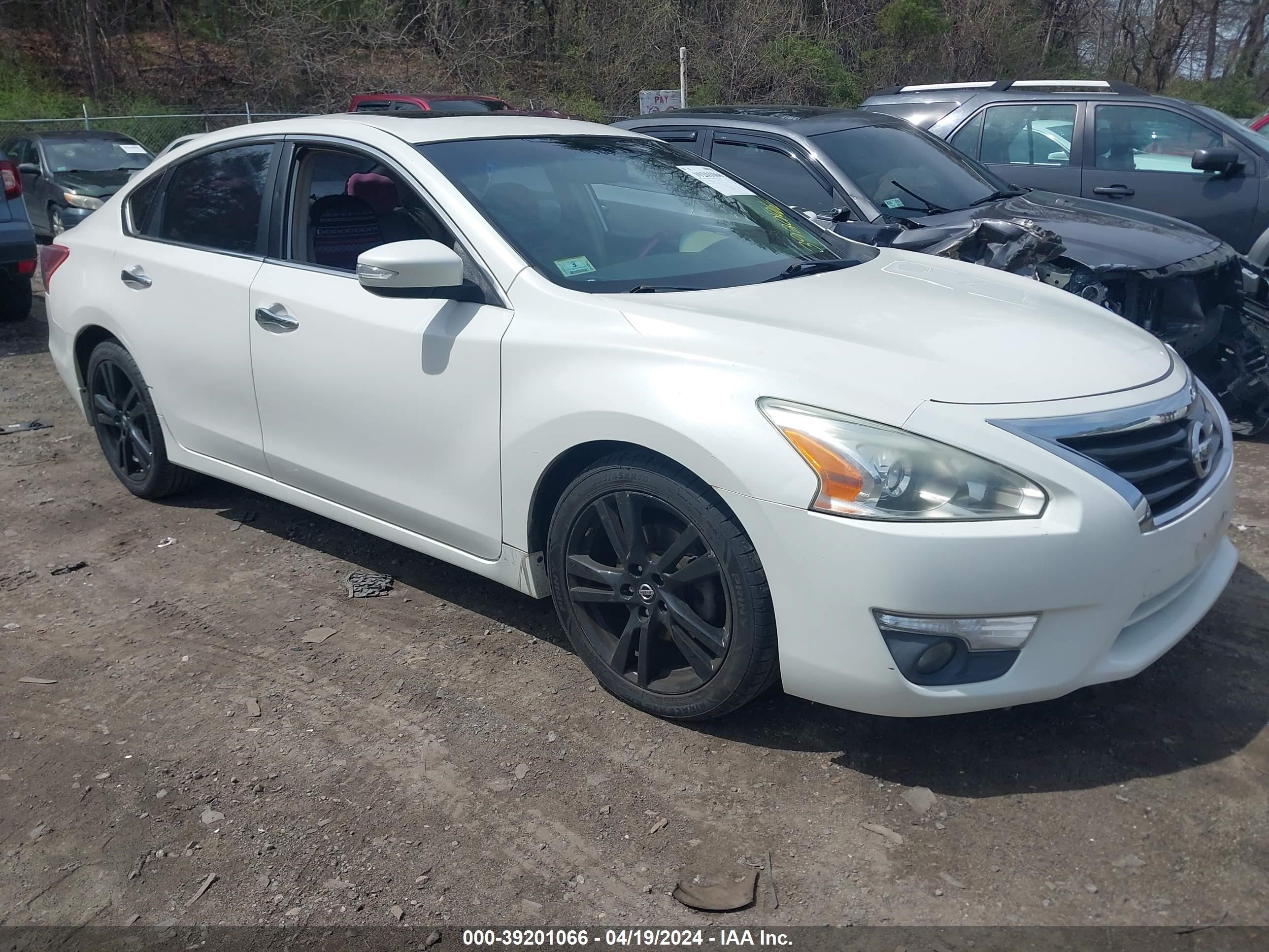 Photo 0 VIN: 1N4BL3AP2DN531079 - NISSAN ALTIMA 