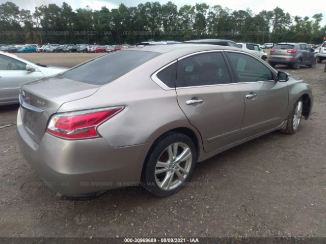 Photo 3 VIN: 1N4BL3AP2EC203030 - NISSAN ALTIMA 