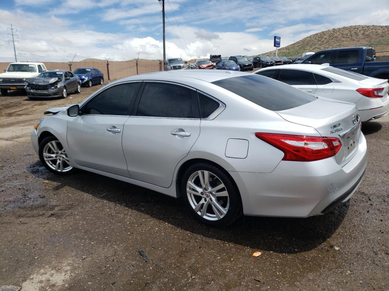 Photo 1 VIN: 1N4BL3AP2HC210807 - NISSAN ALTIMA 