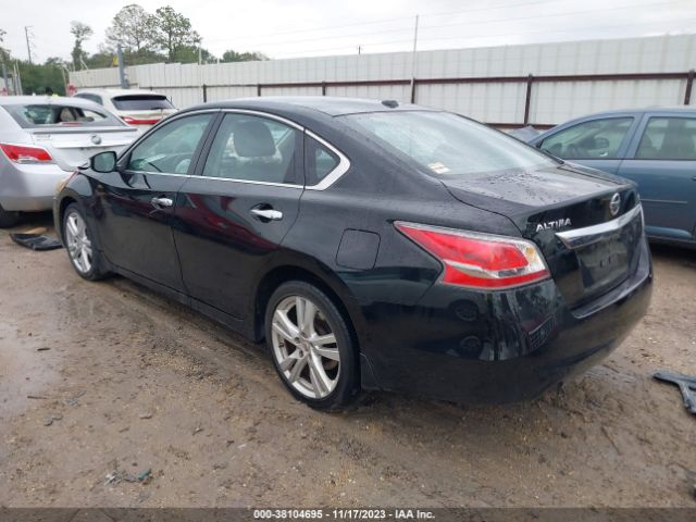 Photo 2 VIN: 1N4BL3AP3FC142238 - NISSAN ALTIMA 