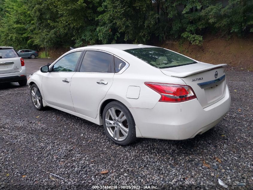 Photo 2 VIN: 1N4BL3AP5DN438248 - NISSAN ALTIMA 