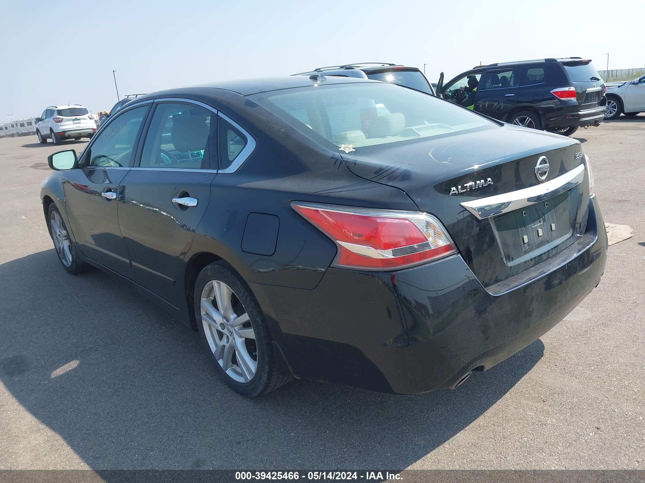 Photo 2 VIN: 1N4BL3AP5EC103875 - NISSAN ALTIMA 