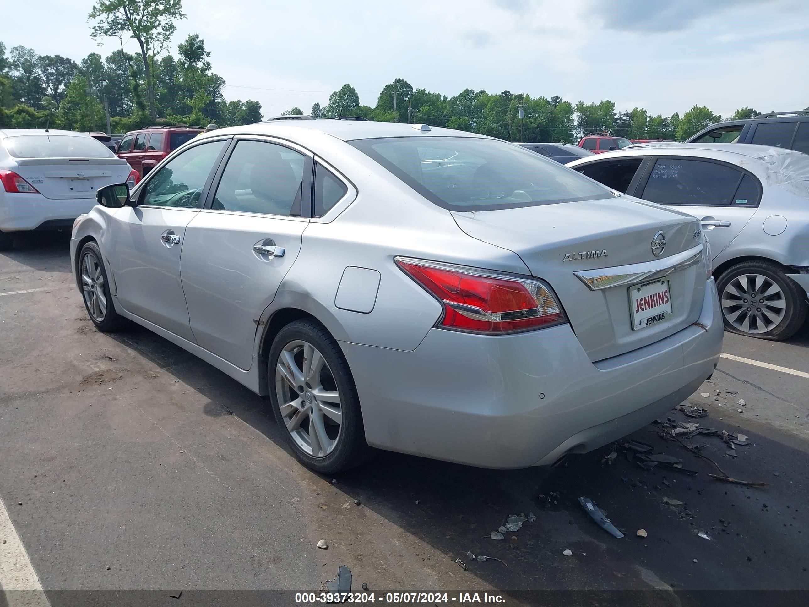 Photo 2 VIN: 1N4BL3AP5FC492647 - NISSAN ALTIMA 