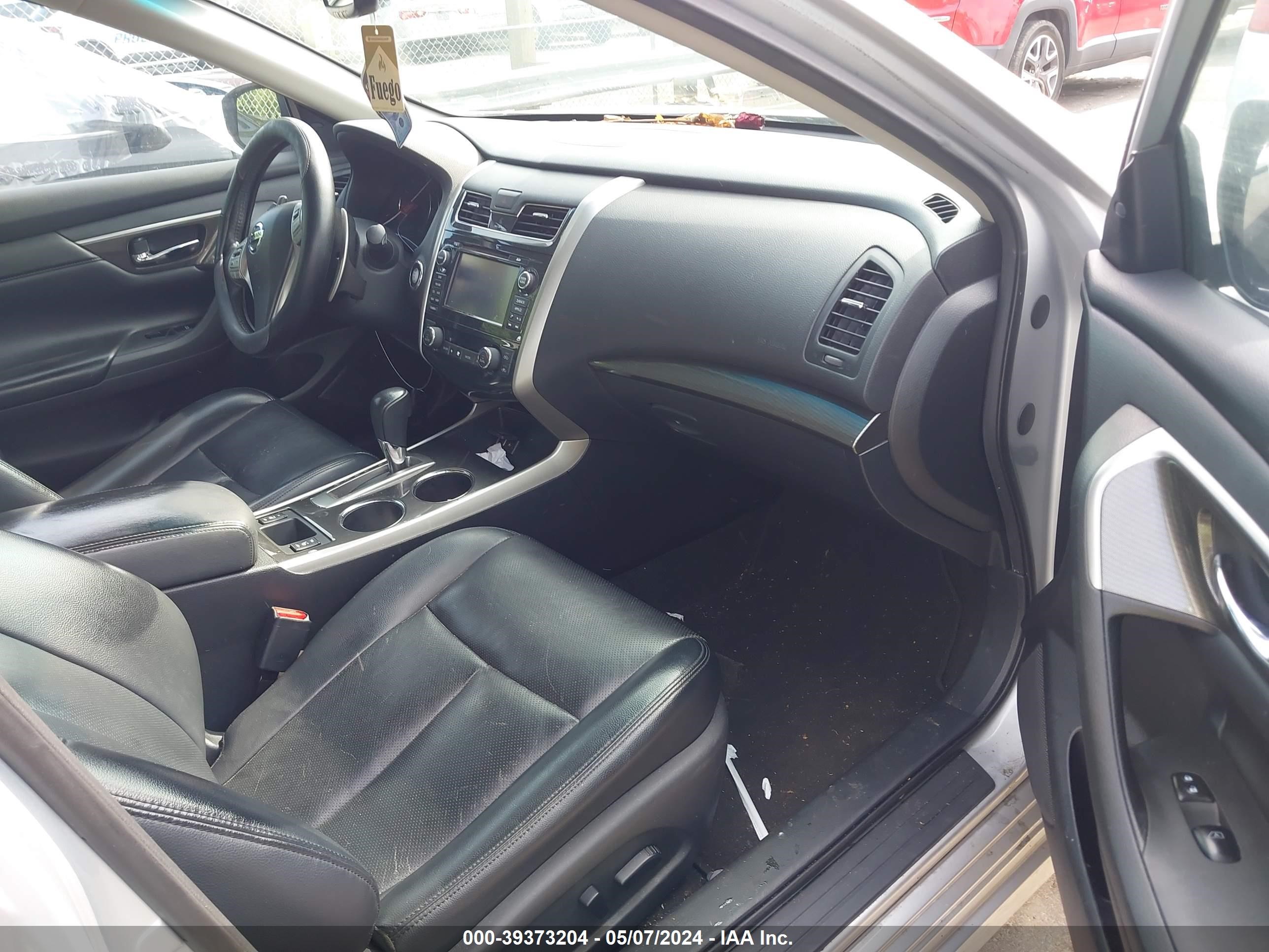 Photo 4 VIN: 1N4BL3AP5FC492647 - NISSAN ALTIMA 