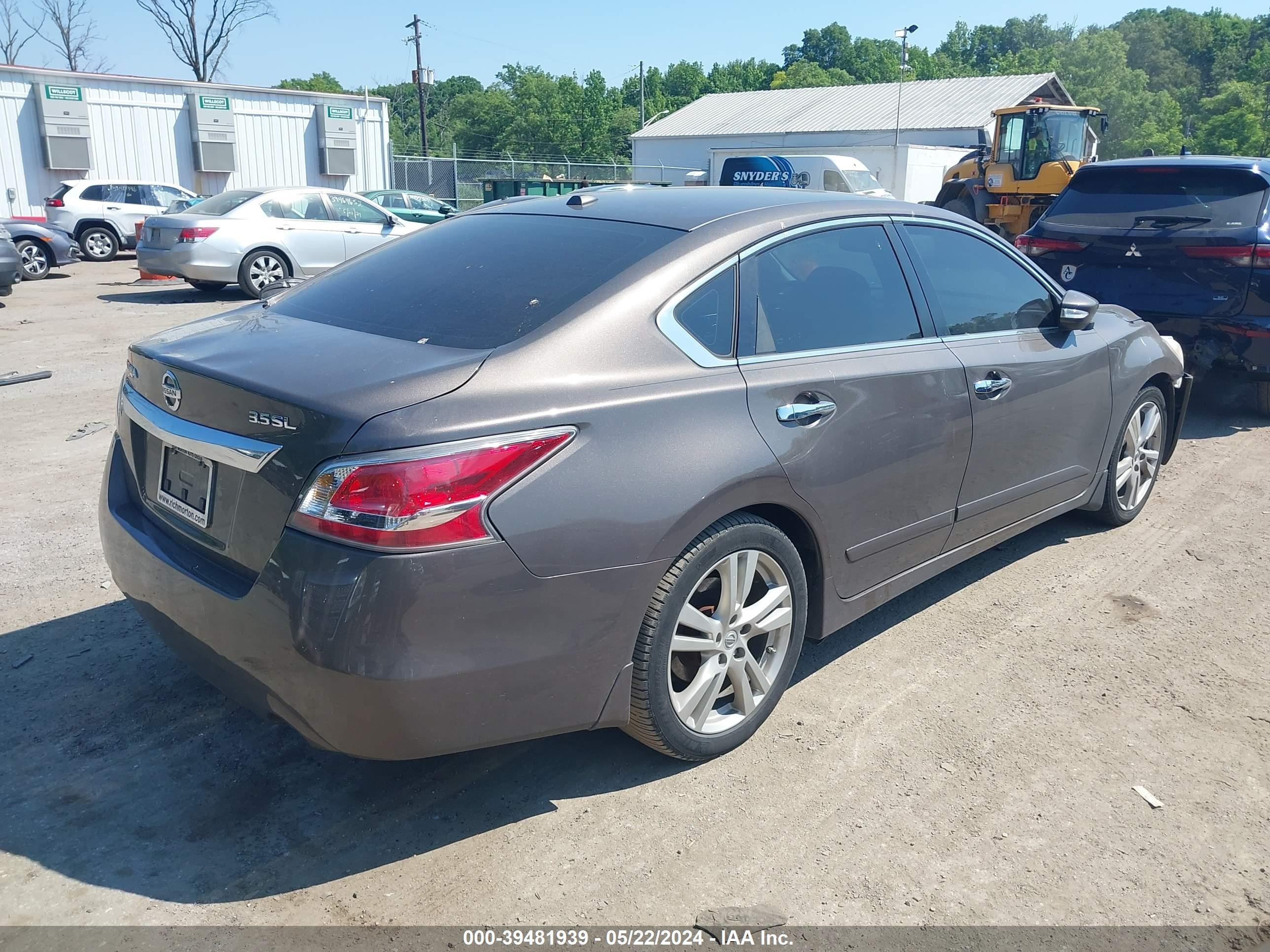 Photo 3 VIN: 1N4BL3AP6FC573012 - NISSAN ALTIMA 